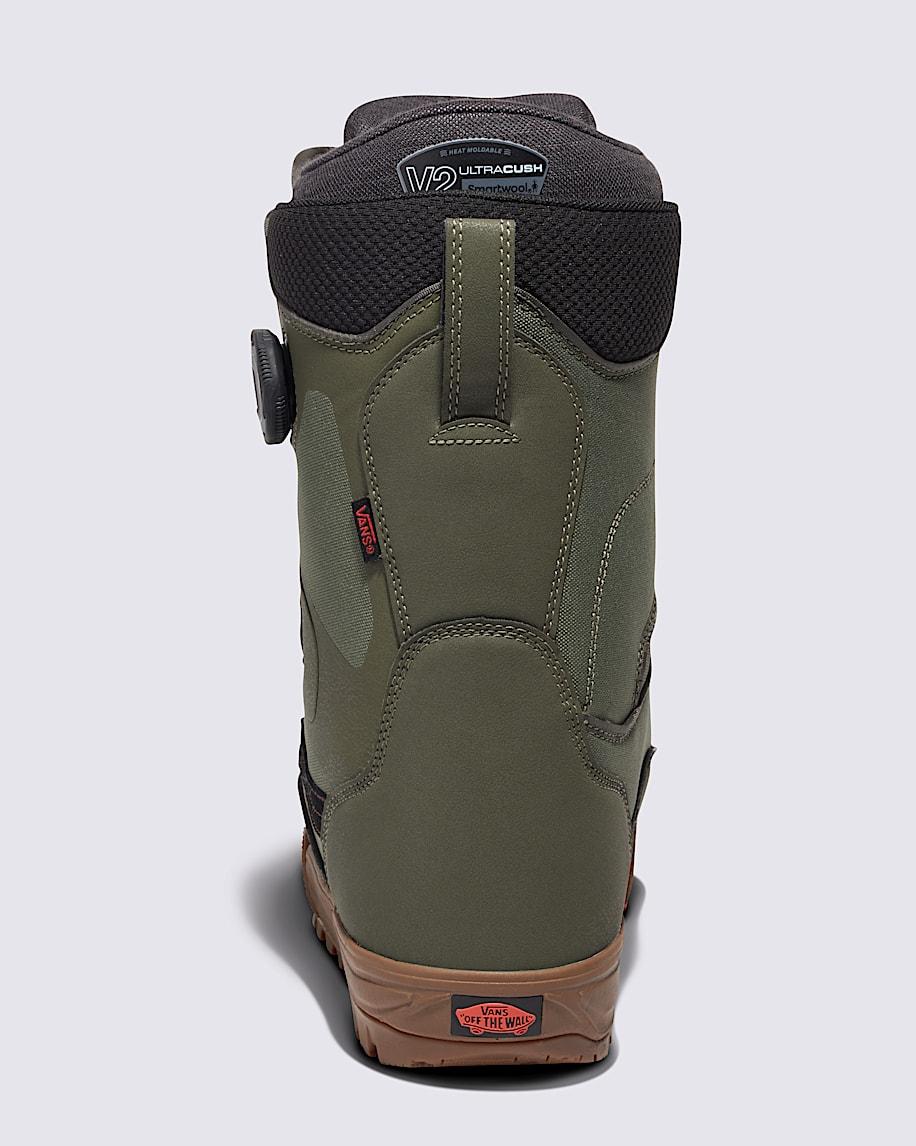 Aura Pro Snowboard Boot in Green / Gum| Vans US Product Image