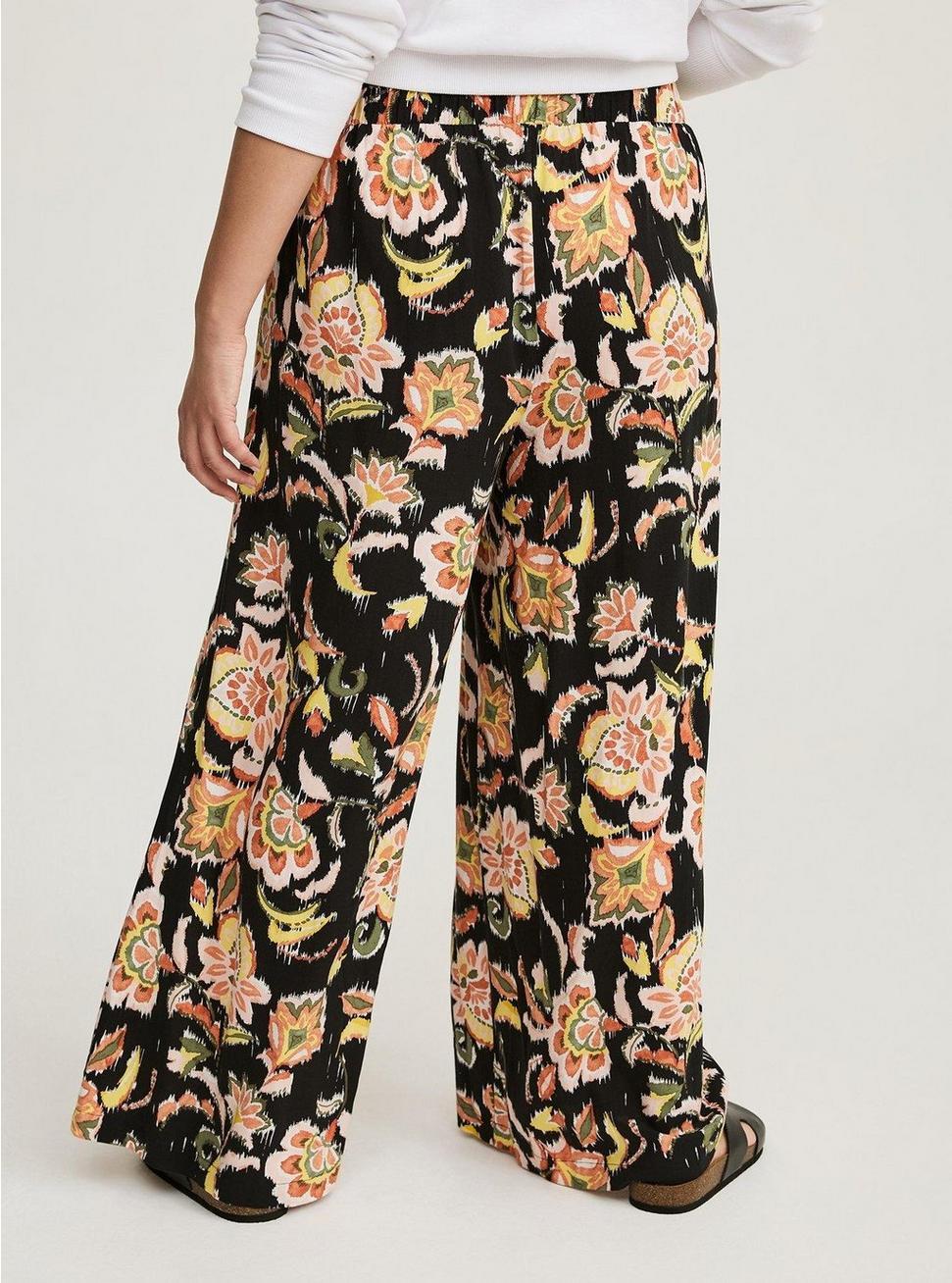 Pull-On Wide Leg Pant Product Image