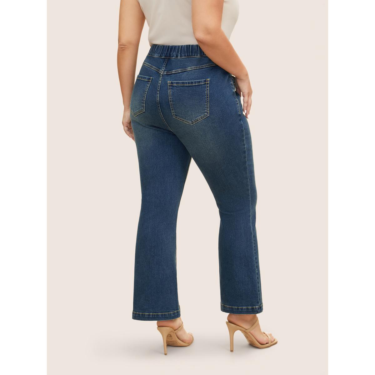 Plus Size Dark Wash Mid Rise Bootcut Jeans Women Denimblue Casual Non High stretch Double-flap pocket Jeans BloomChic 12/L Product Image