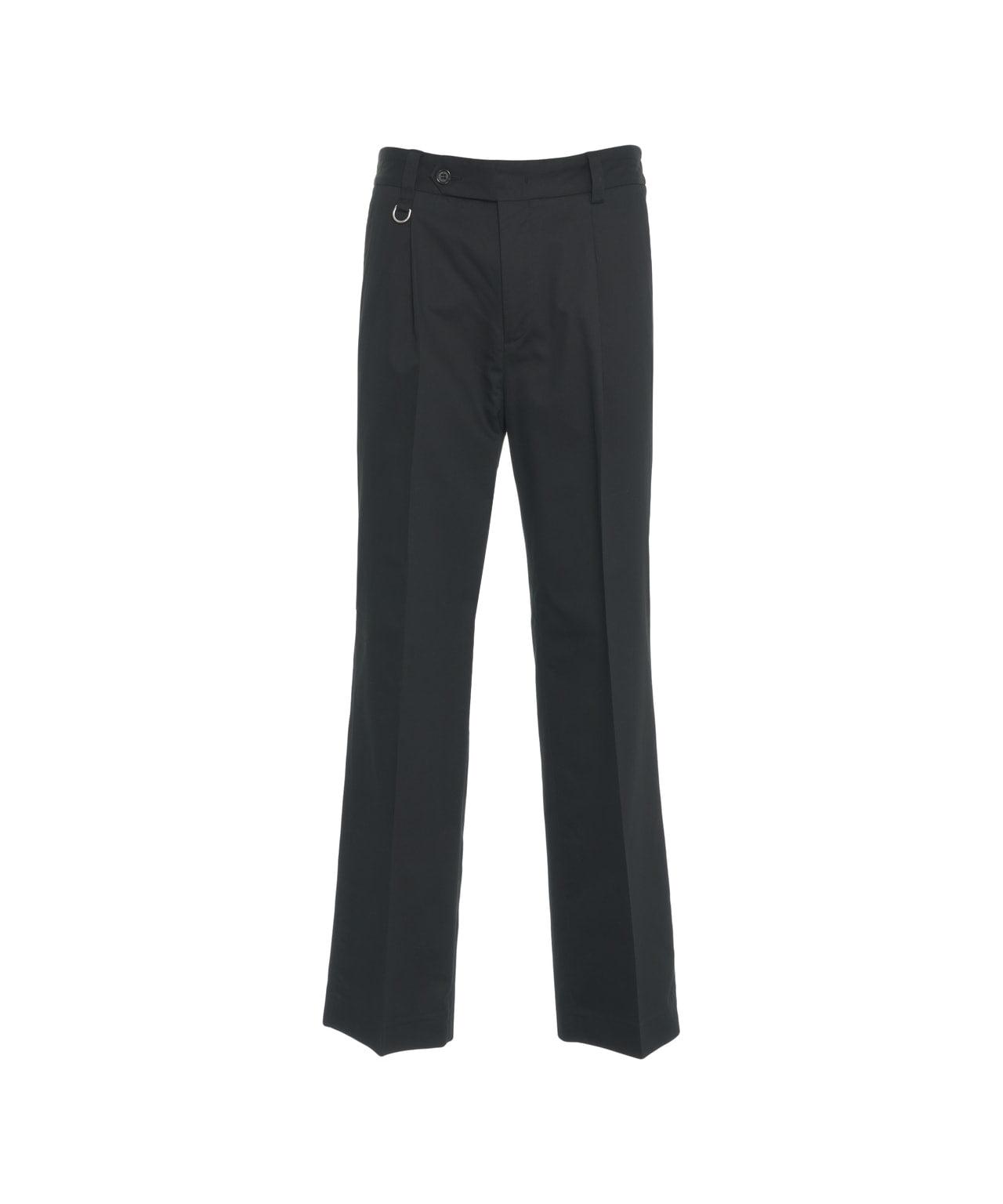 Chino with pleats Product Image