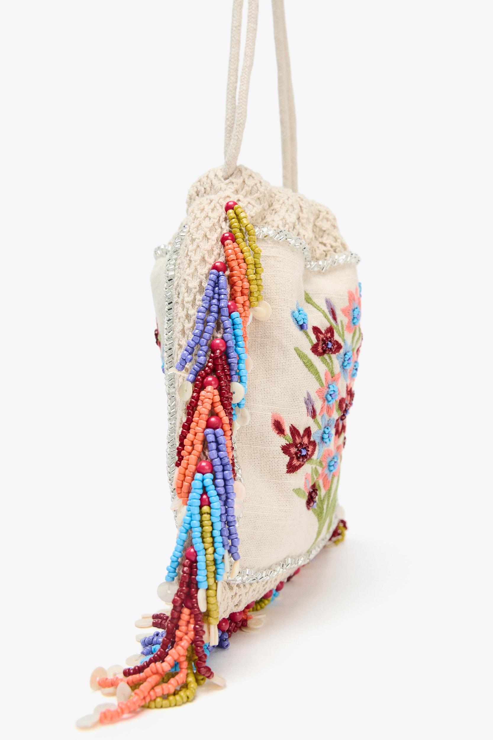 FLORAL EMBROIDERY BUCKET BAG Product Image