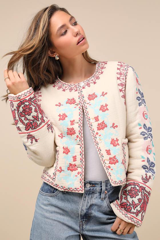 Detailed Sweetie Beige Embroidered Collarless Jacket Product Image