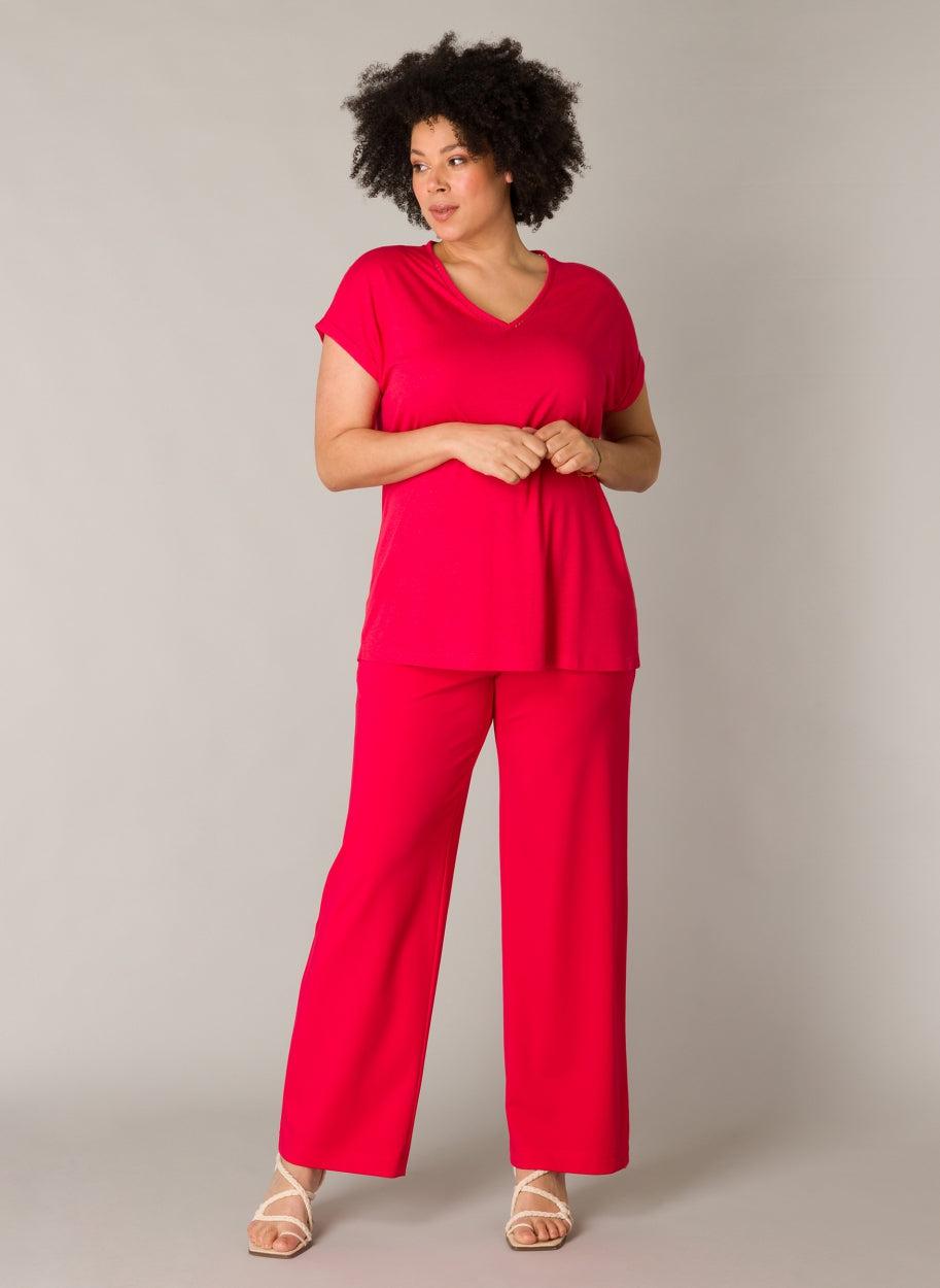 Yesta V-neck Tee Goldy Product Image