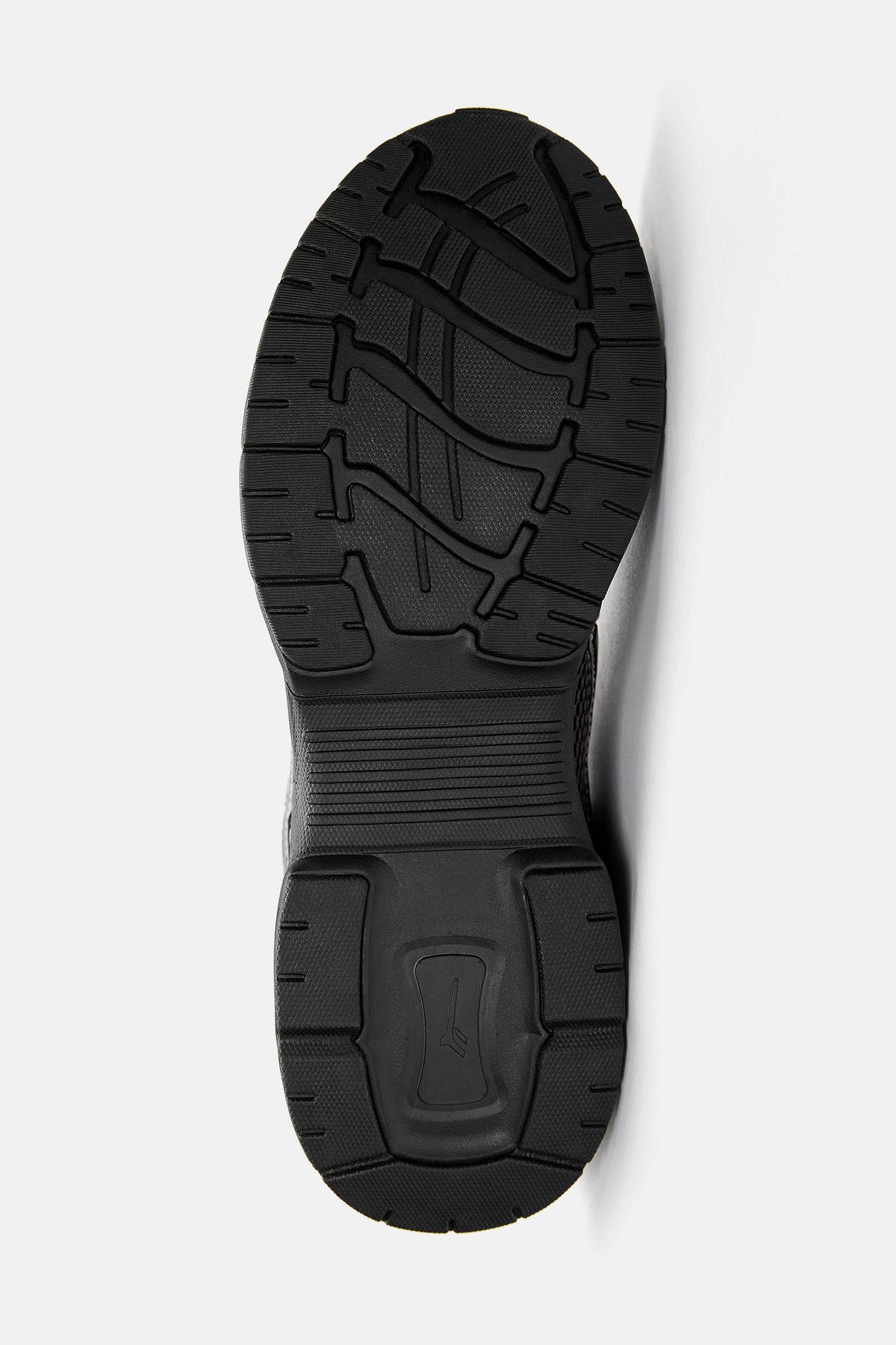 Multi-piece sneakers Product Image