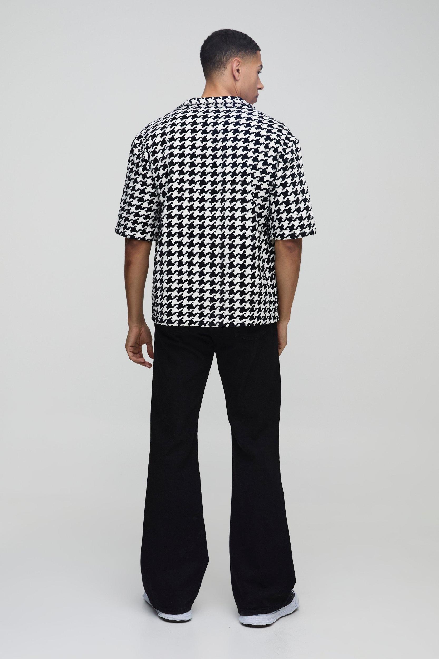 Oversized Heavyweight Revere Half Sleeve Shirt | boohooMAN USA Product Image