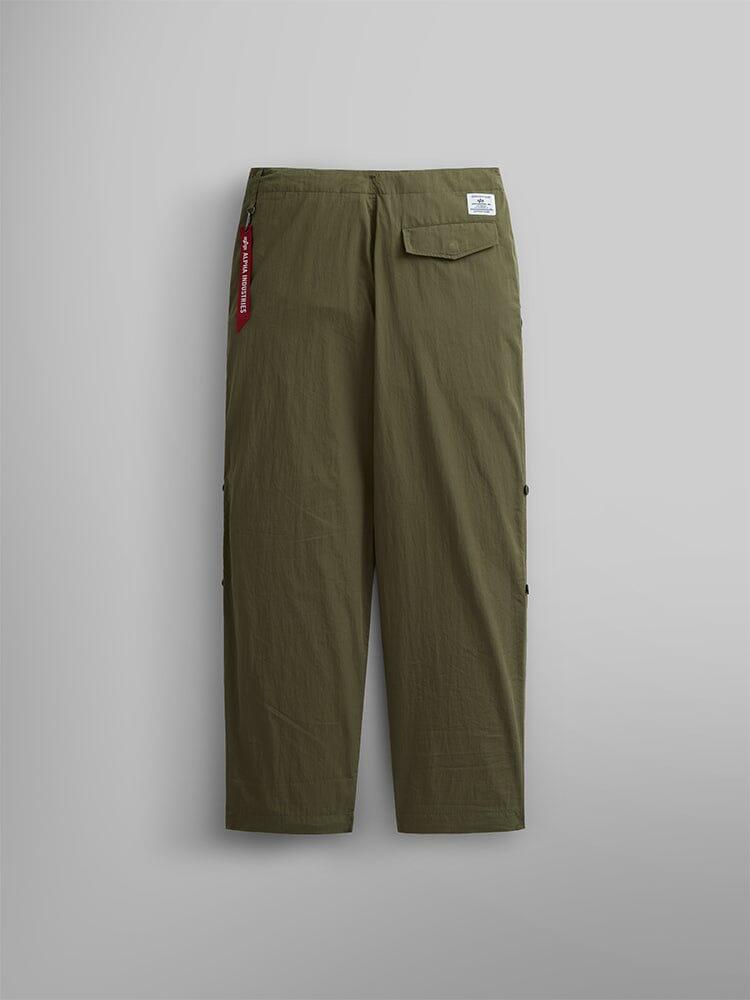 LIGHTWEIGHT PARACHUTE PANT - OG-107 GREEN (SEASONAL) Male Product Image