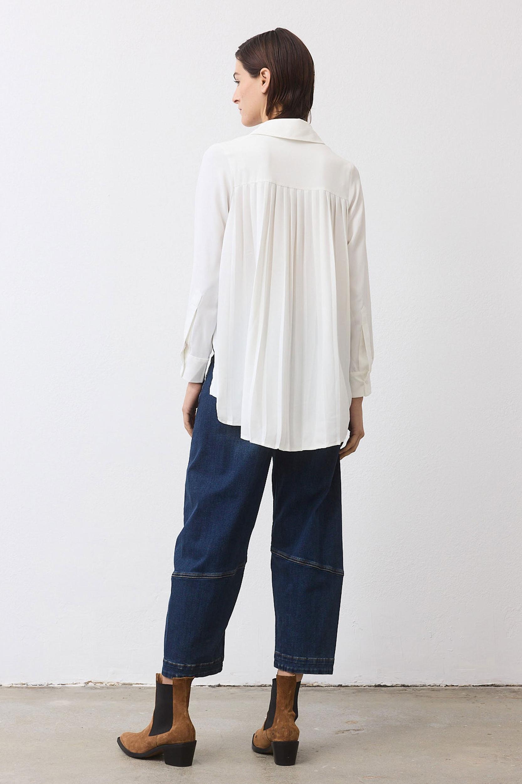 Look In The Back Pleated Long Sleeve Blouse Product Image