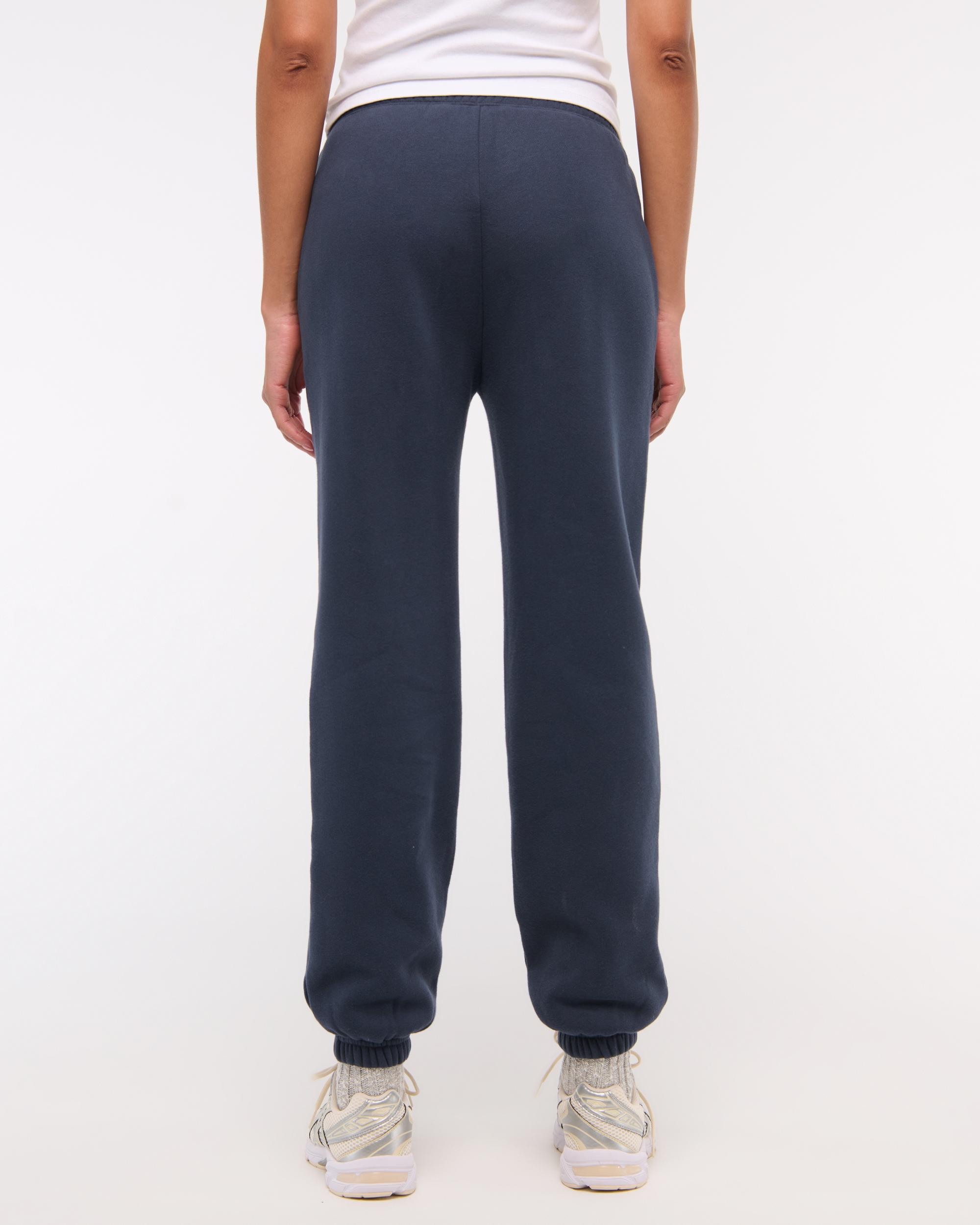 Essential Oversized Logo Sunday Jogger Product Image