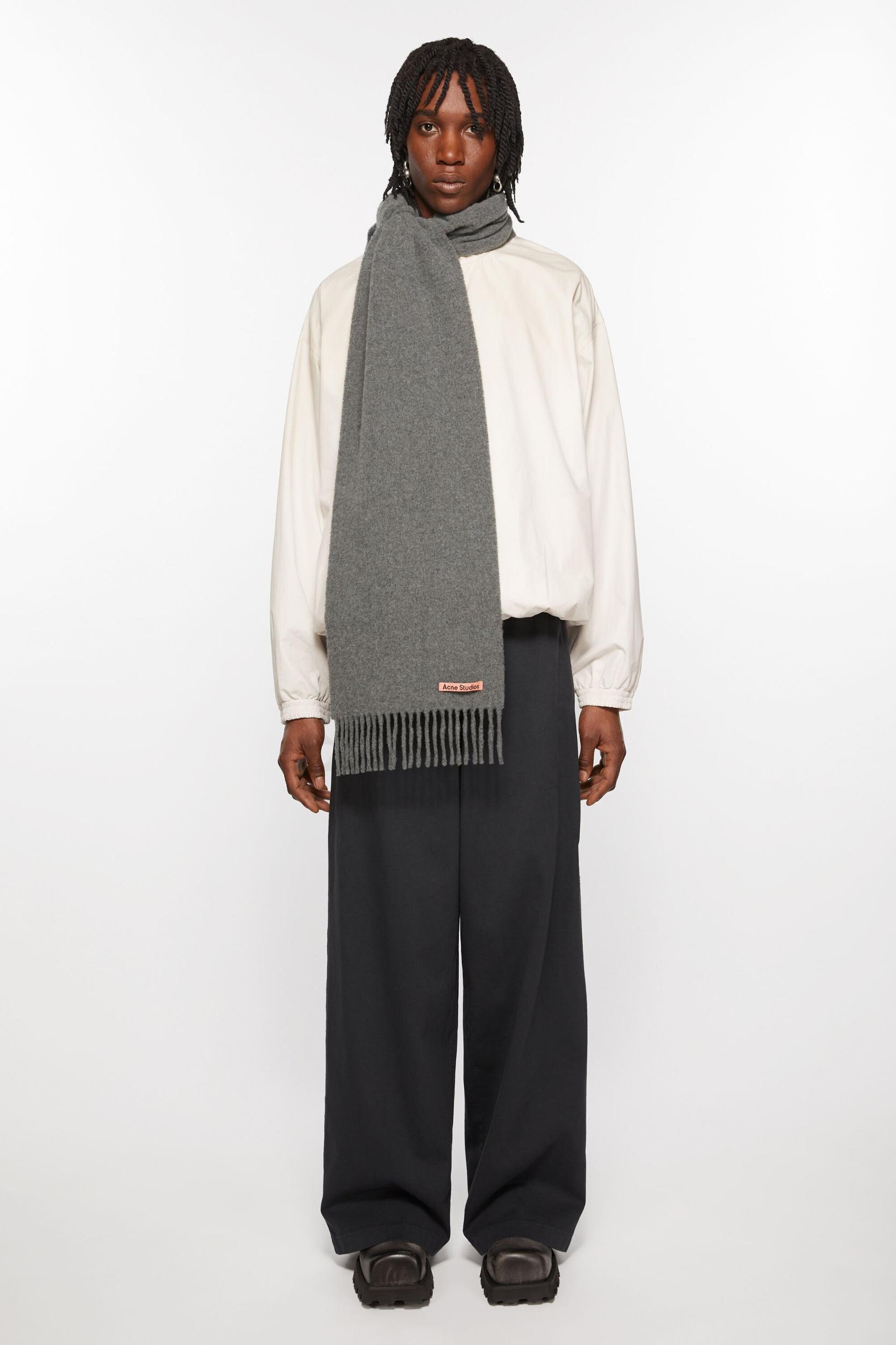 Fringe wool scarf - skinny Product Image