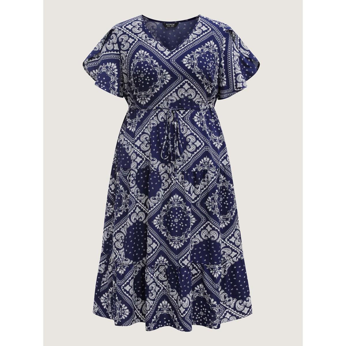 Plus Size Paisley Print Waist Drawstring Midi Dress Navy Women Boho Petal edge V-neck Short sleeve Curvy BloomChic 18-20/2X Product Image