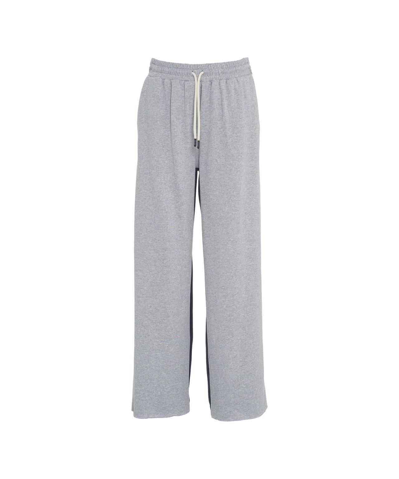 Jogging pants with contrasting material Product Image