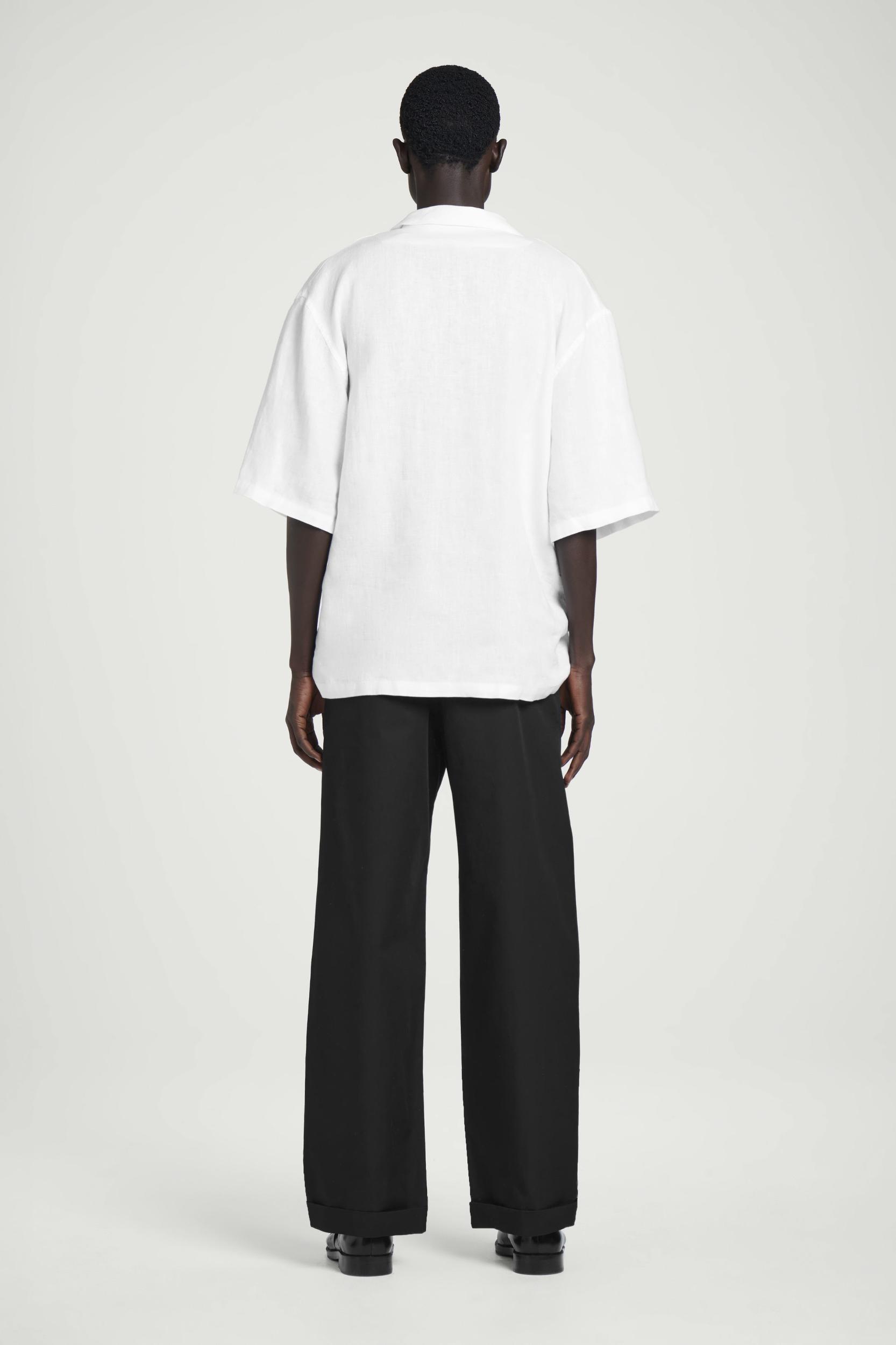 OPEN-COLLAR LINEN SHIRT Product Image