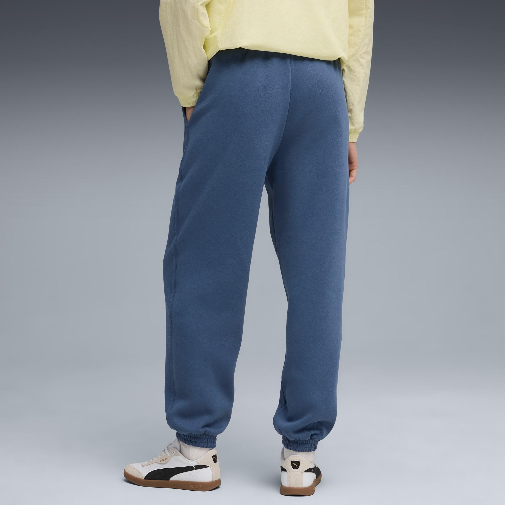 ESS Double Up Jogger Women Product Image