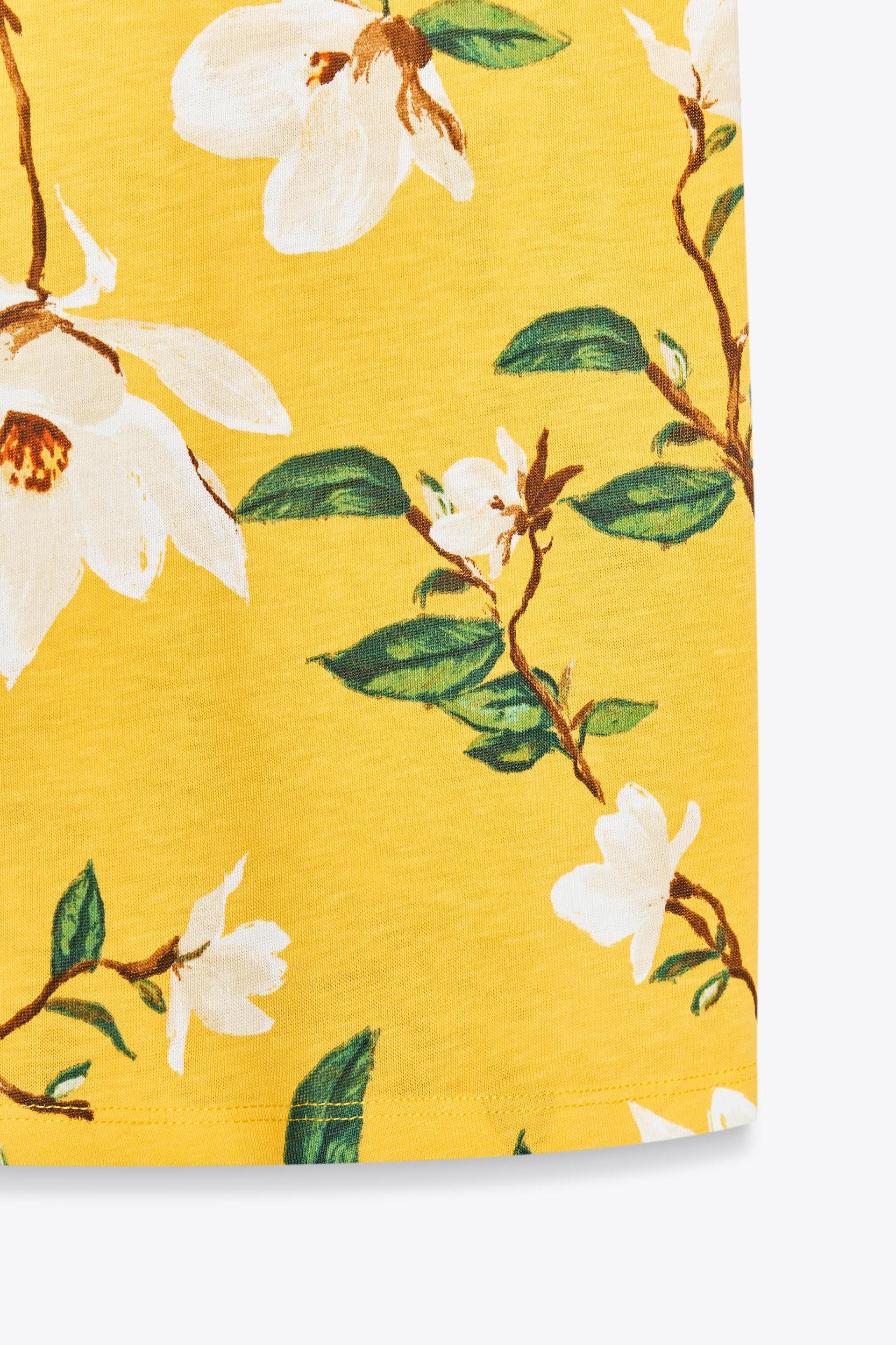 PRINTED T-SHIRT Product Image