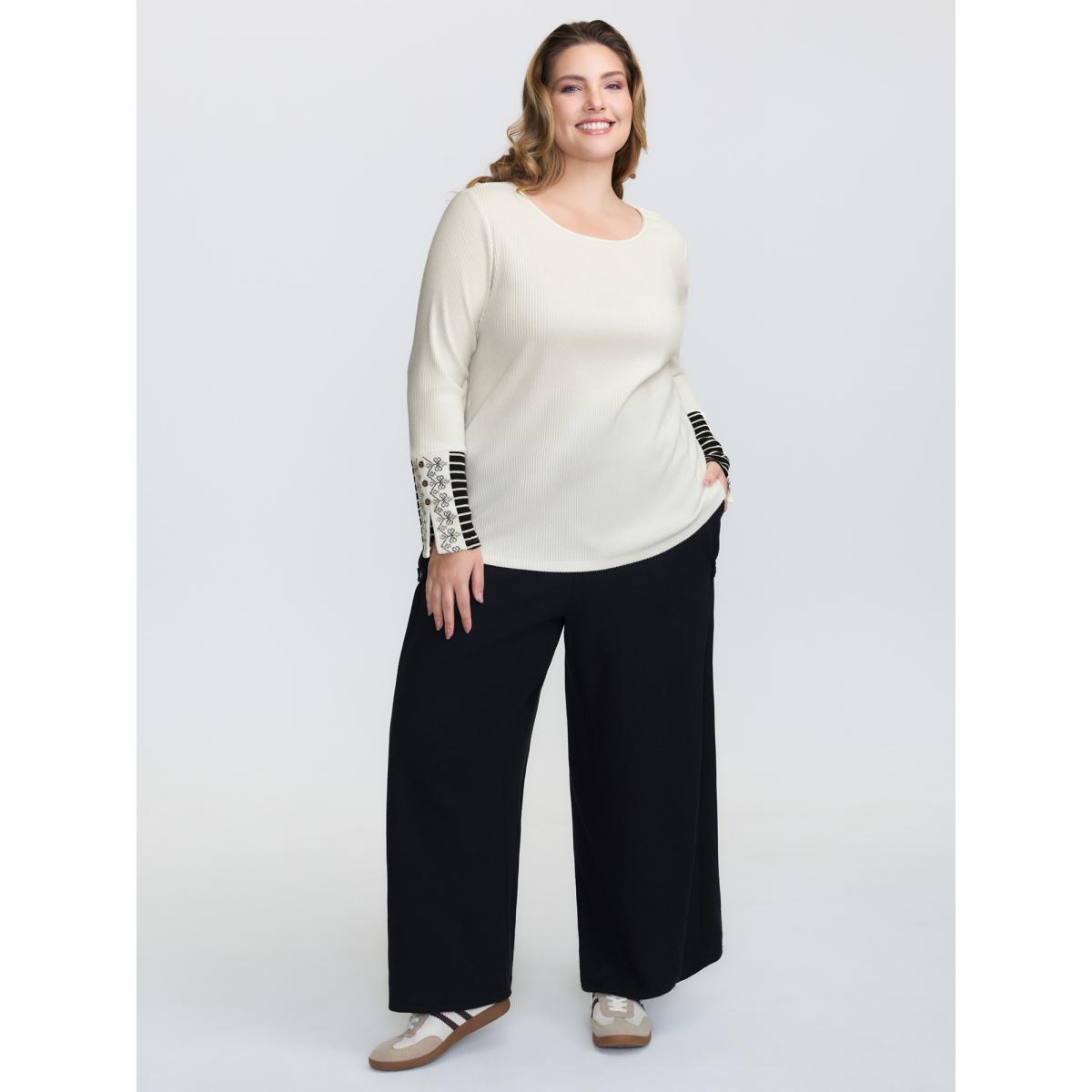 Plus Size Embroidered Sleeve Color Contrast T-Shirt Originalwhite Women Leisure Contrast Round Neck Casual T-shirts BloomChic 28/5X Product Image