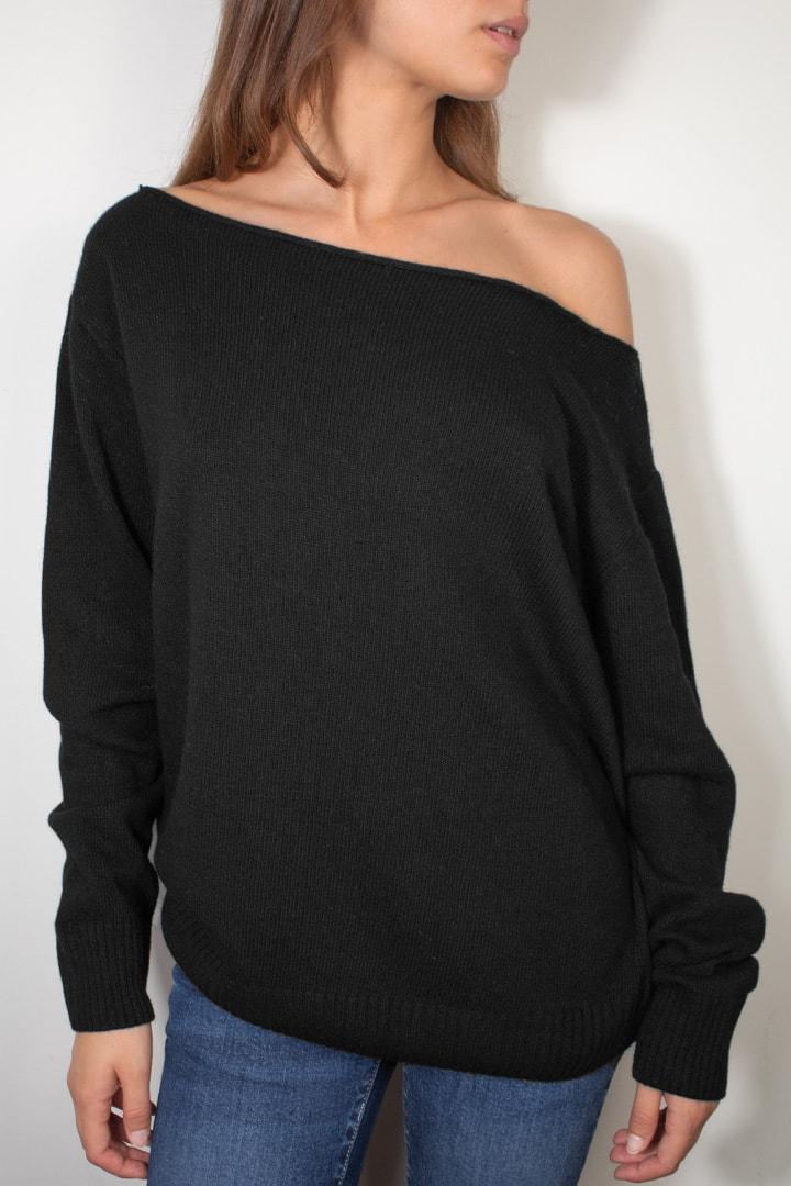Boat neck sweater Product Image