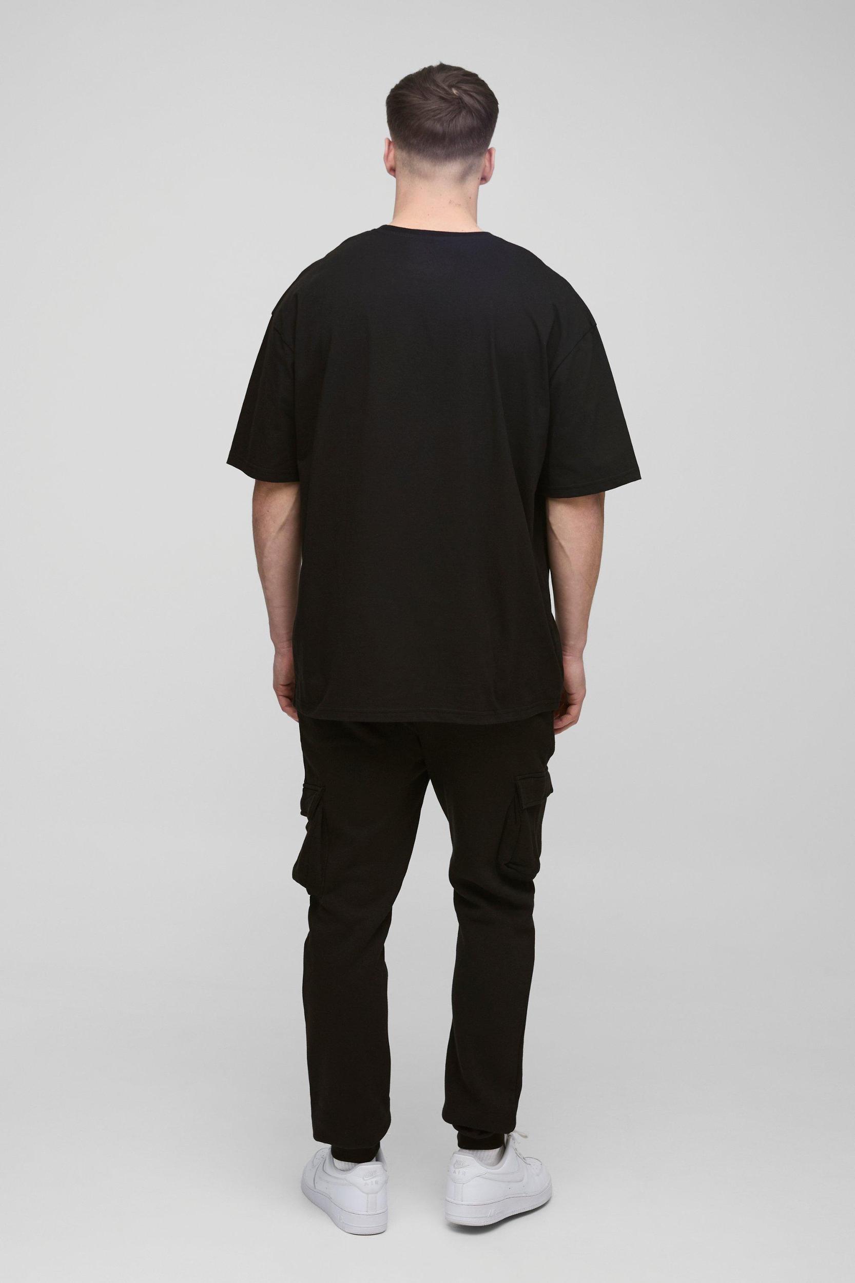 330GSM Tall Skinny Fit Cargo Sweatpants In Black | boohooMAN USA Product Image