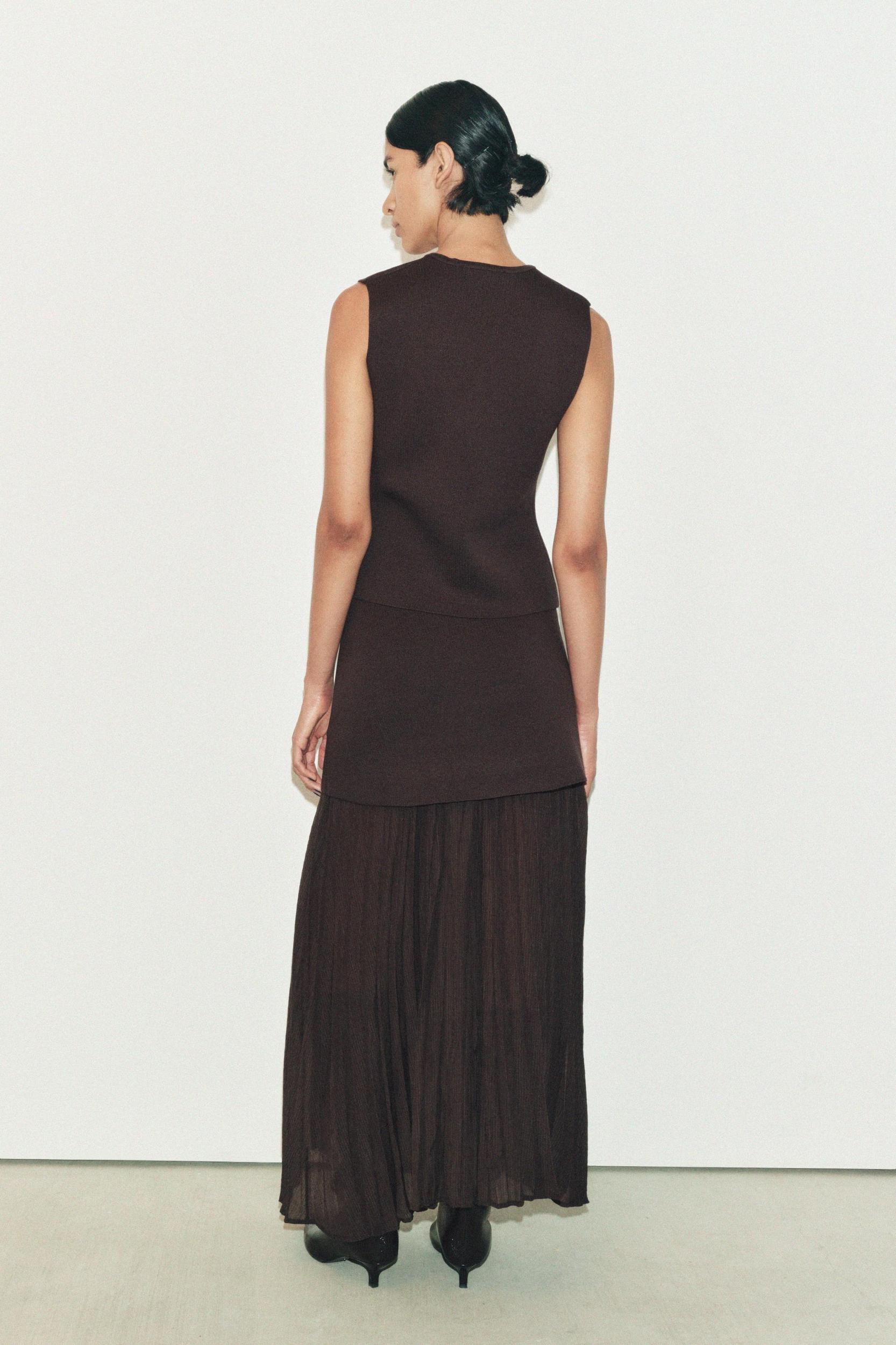 MIXED PLEATED KNIT SKIRT Product Image