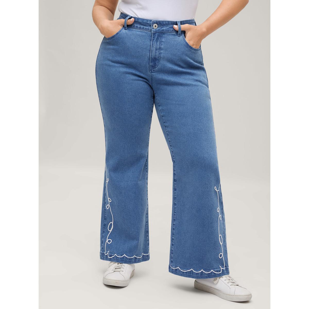 Plus Size Wavy Embroidered Hem Mid Rise Jeans Women Denimblue Medium stretch Slanted pocket Jeans BloomChic 30/6X Product Image