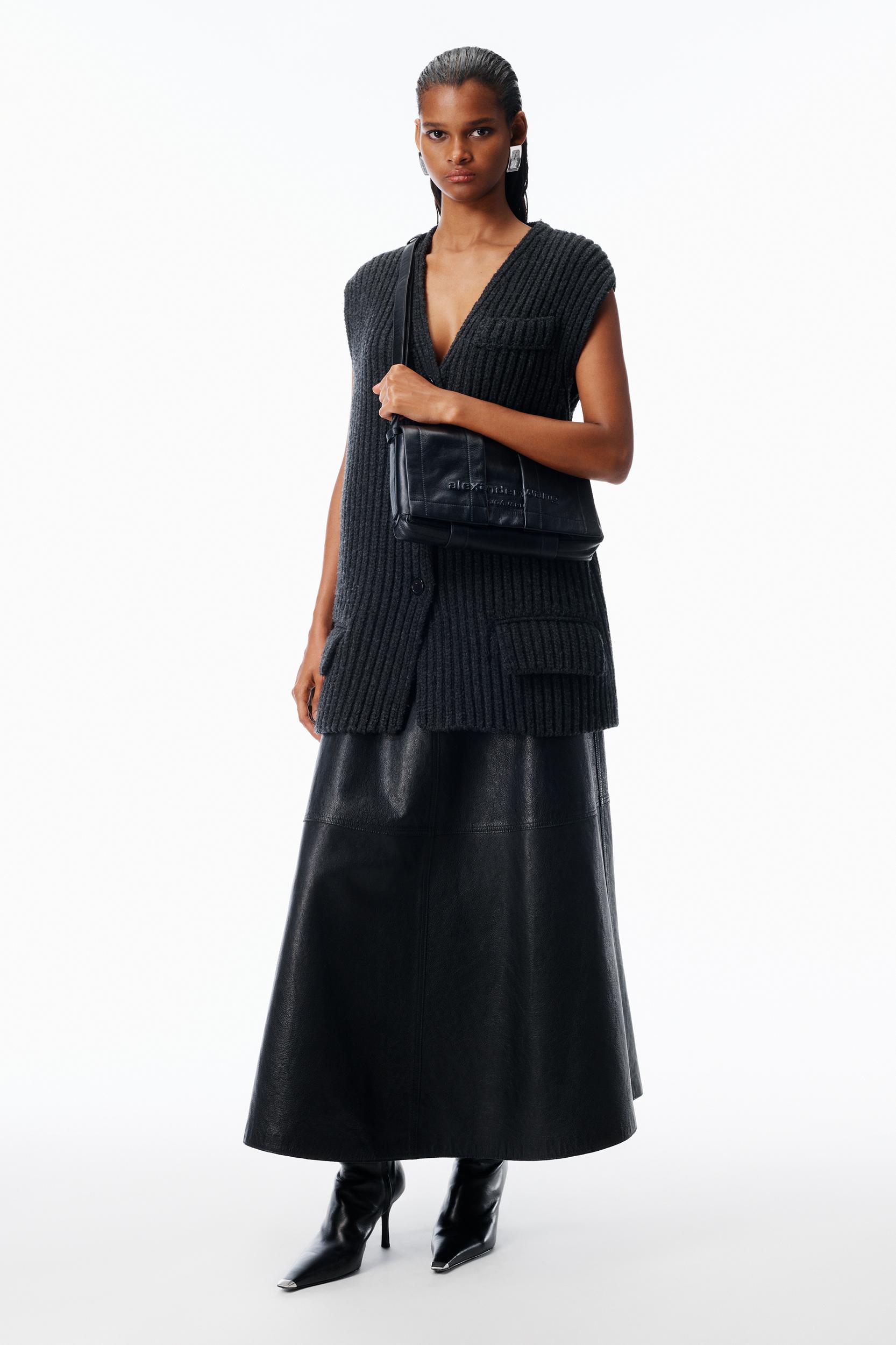 Pack Flap Crossbody Bag Leather Medium Product Image