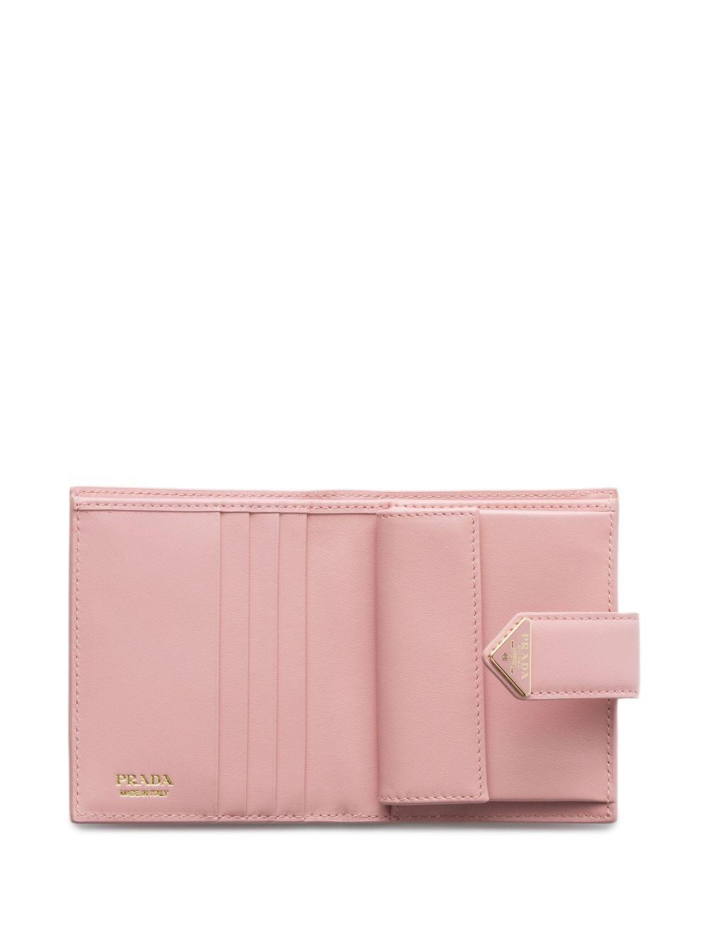 logo-triangle wallet Product Image