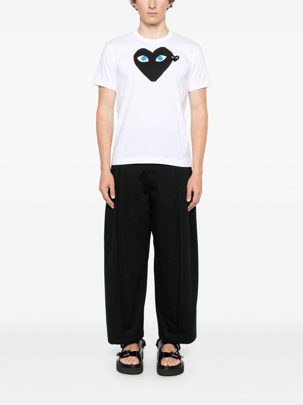 Heart-emblem T-shirt Product Image