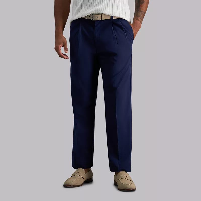 Men's Haggar® Cool Right® Performance Flex Classic-Fit Pleated Pants,  Product Image