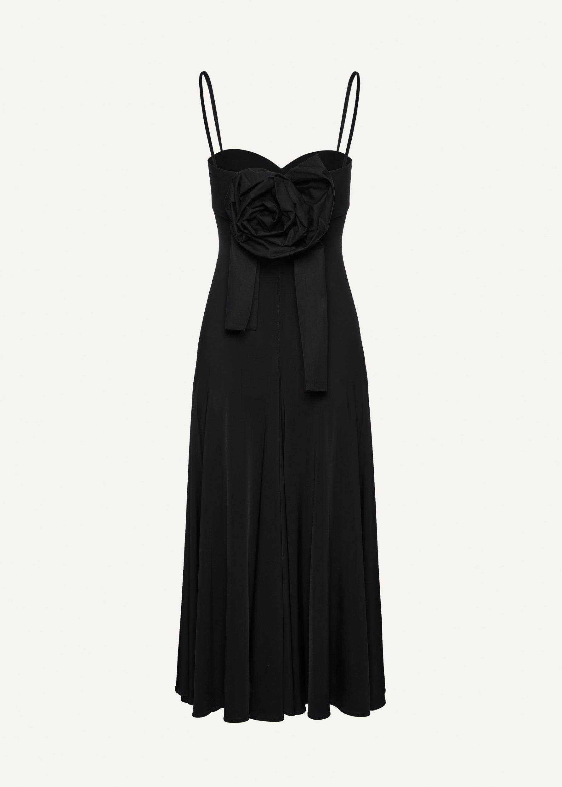 Rose sweetheart midi dress in black Product Image