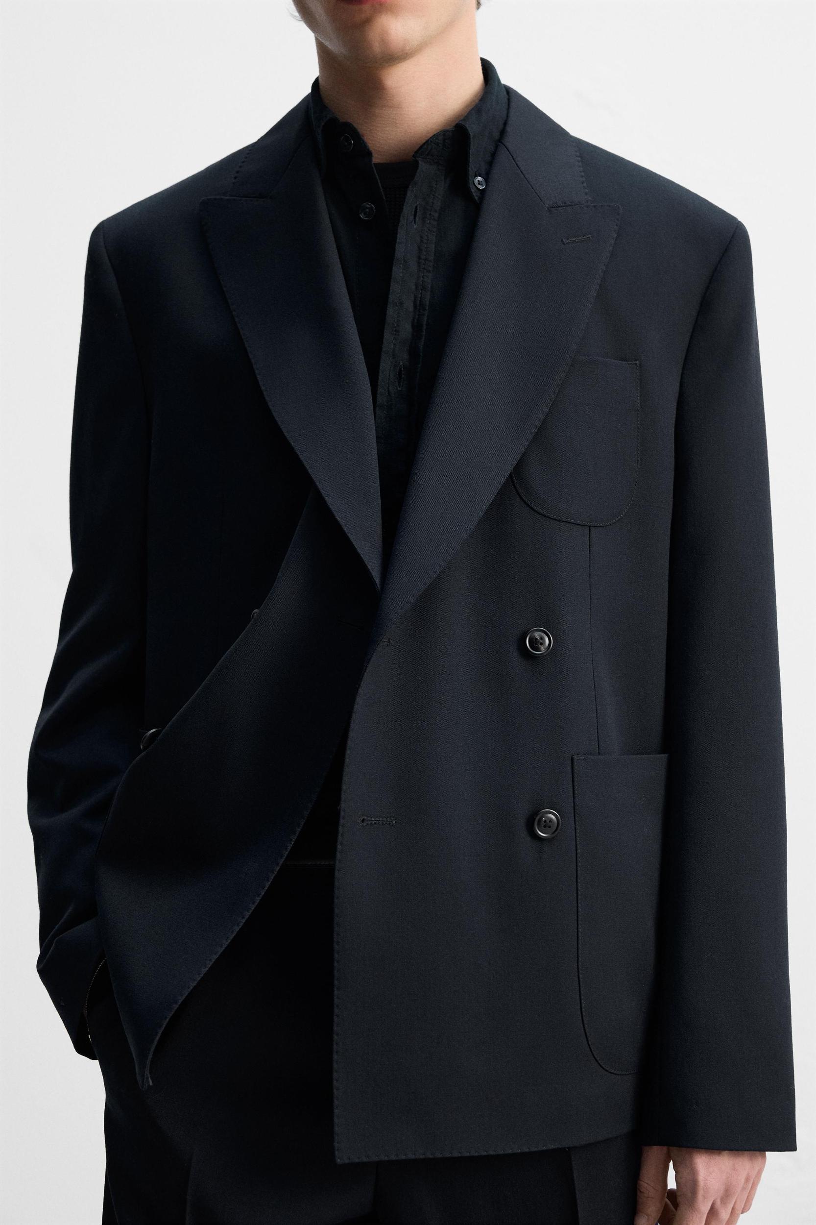 100% WOOL DOUBLE-BREASTED SUIT JACKET Product Image