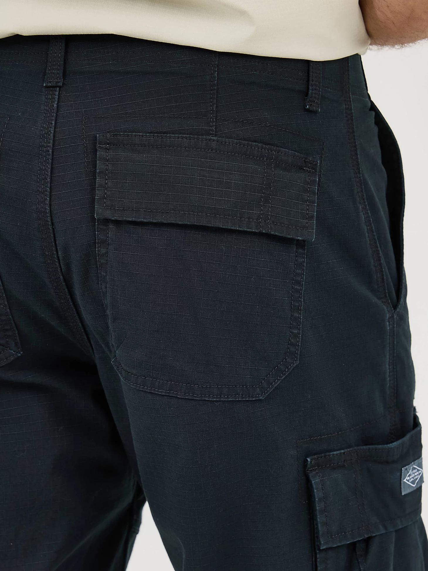 Men's Extreme Motion Carolina Ripstop Cargo Short | Men's Shorts | Lee® Product Image