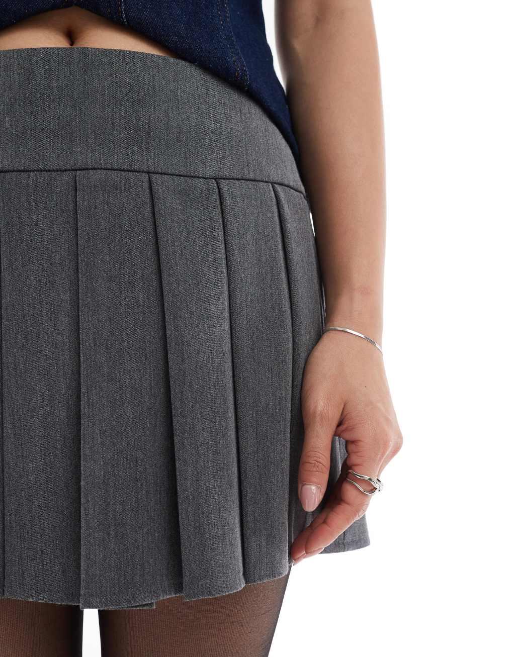 Stradivarius STR pleated skirt in gray Product Image