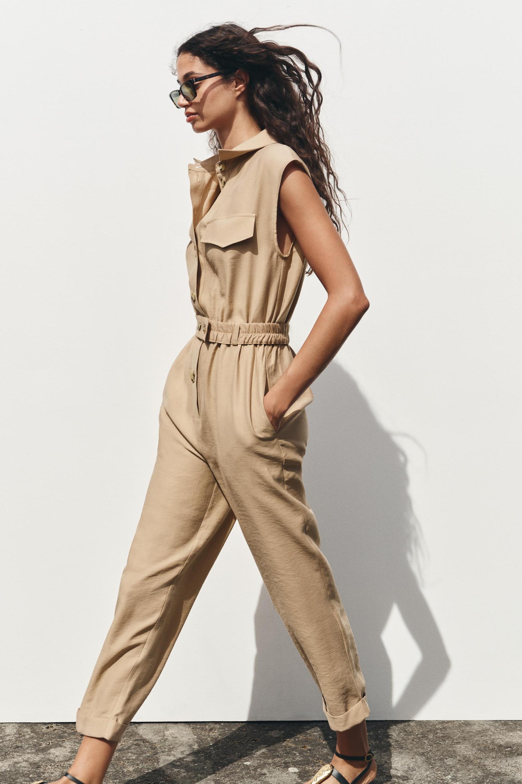 SLEEVELESS BELTED JUMPSUIT Product Image