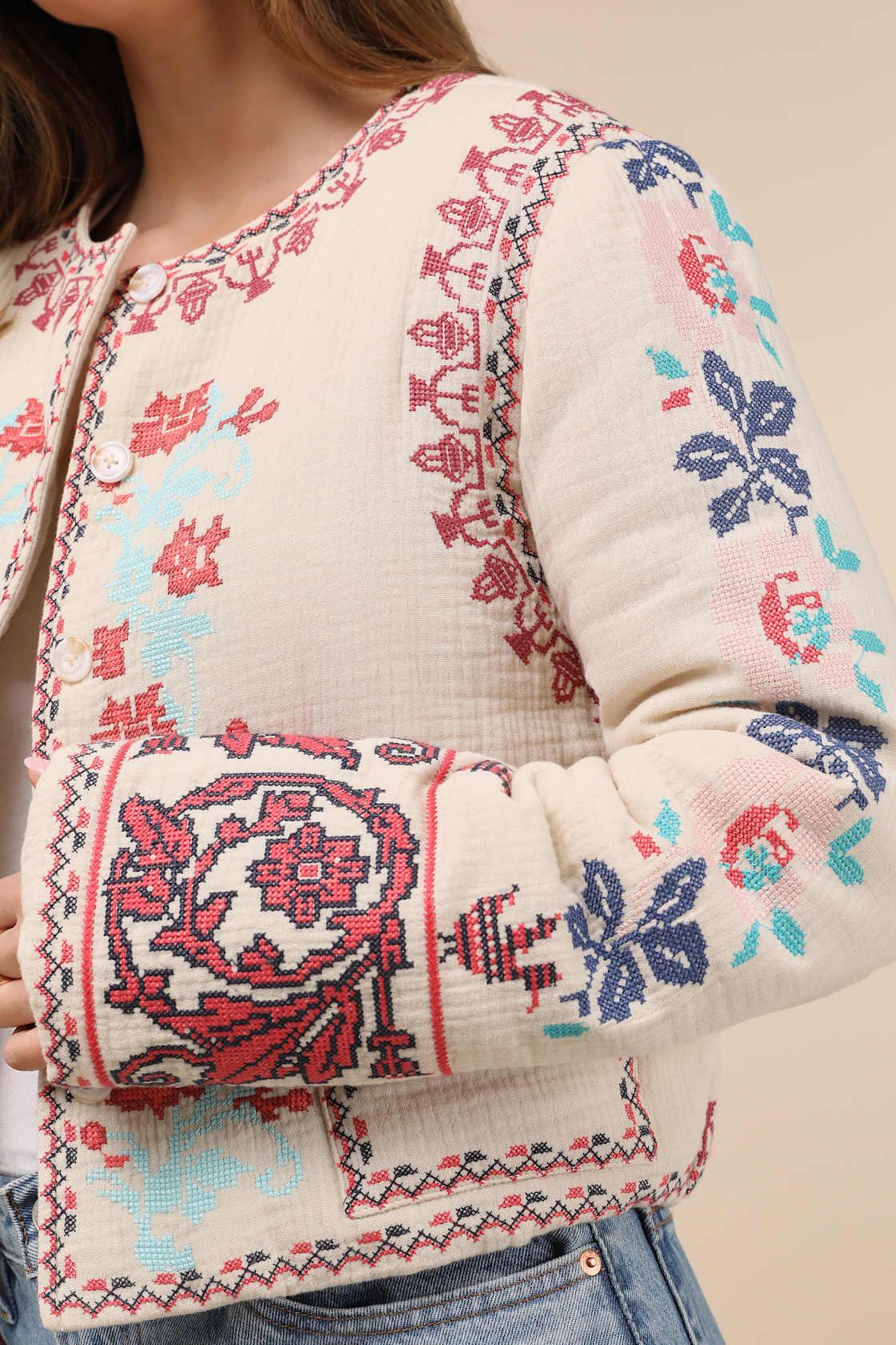 Detailed Sweetie Beige Embroidered Collarless Jacket Product Image