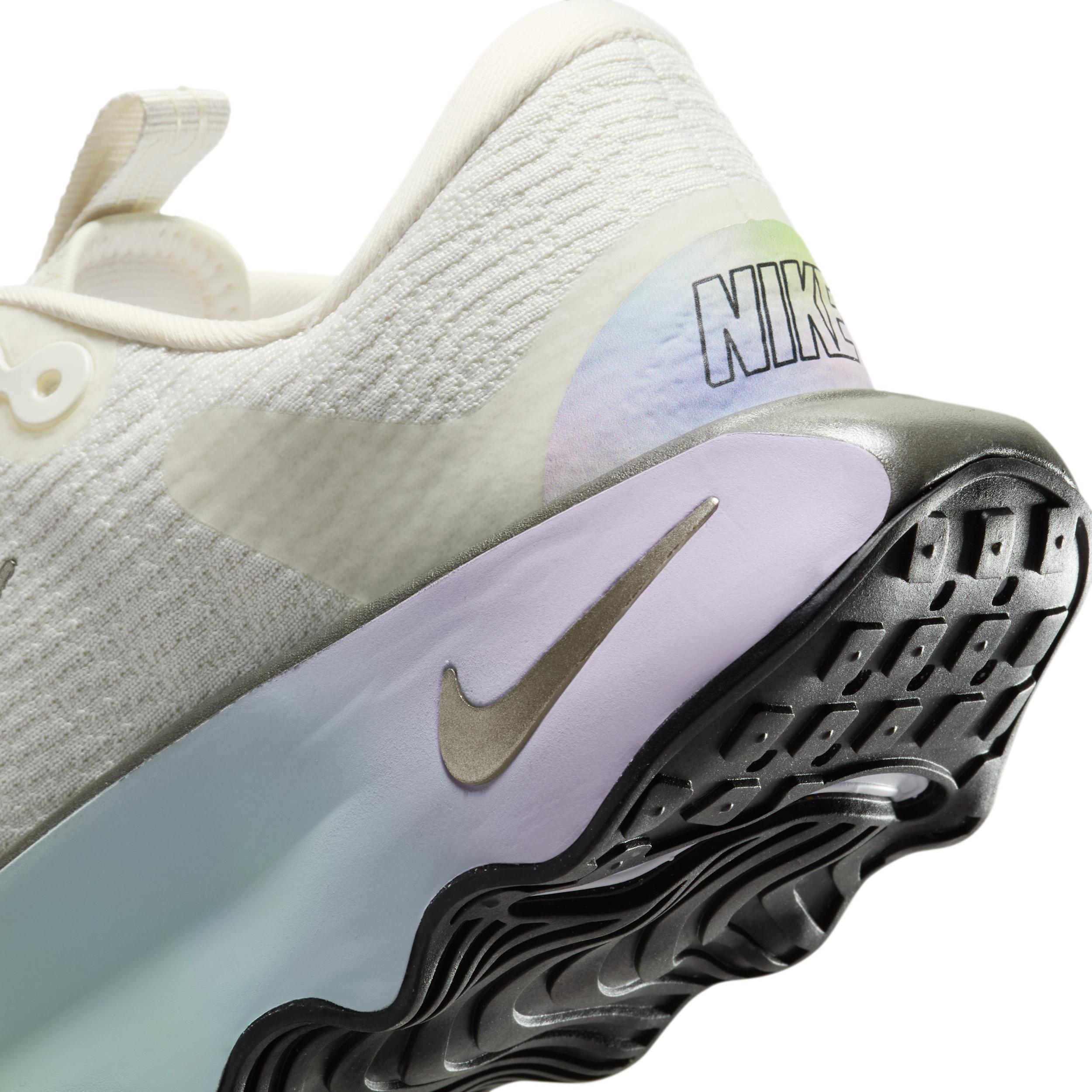 Nike Women's Motiva SE Walking Shoes Product Image