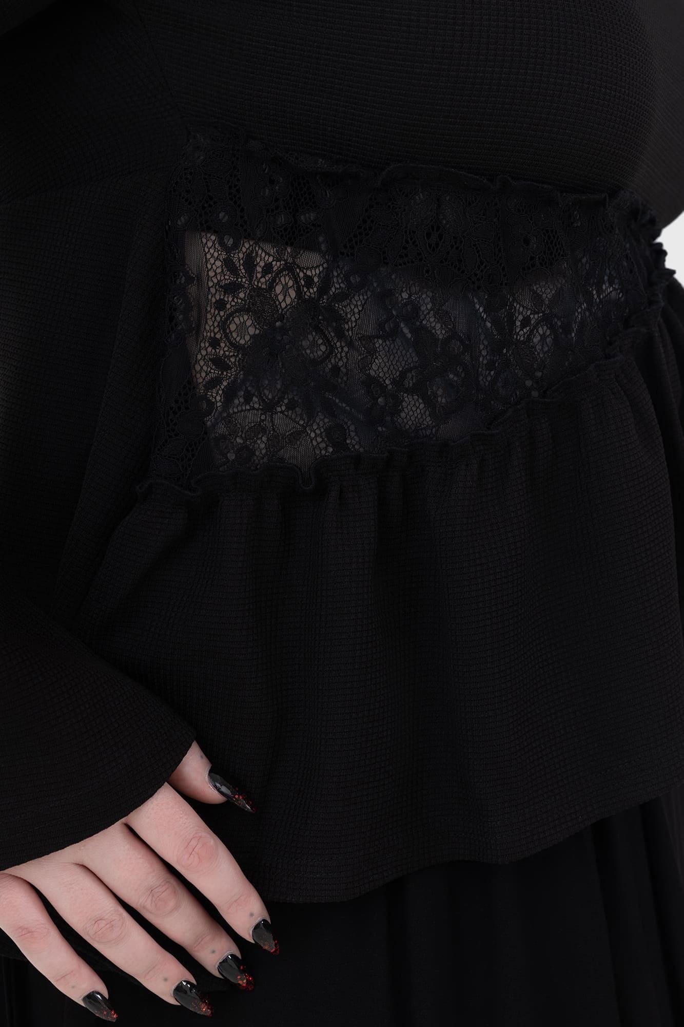 Yohana Blouse Female Product Image