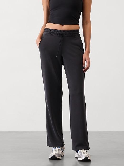 Seasoft Mid Rise Straight Pant Product Image