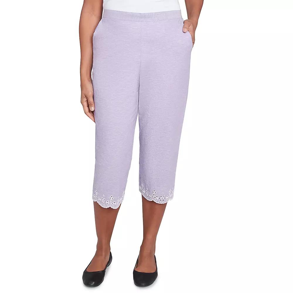 Women's Alfred Dunner Eyelet Embroidered Capri Pants,  Product Image