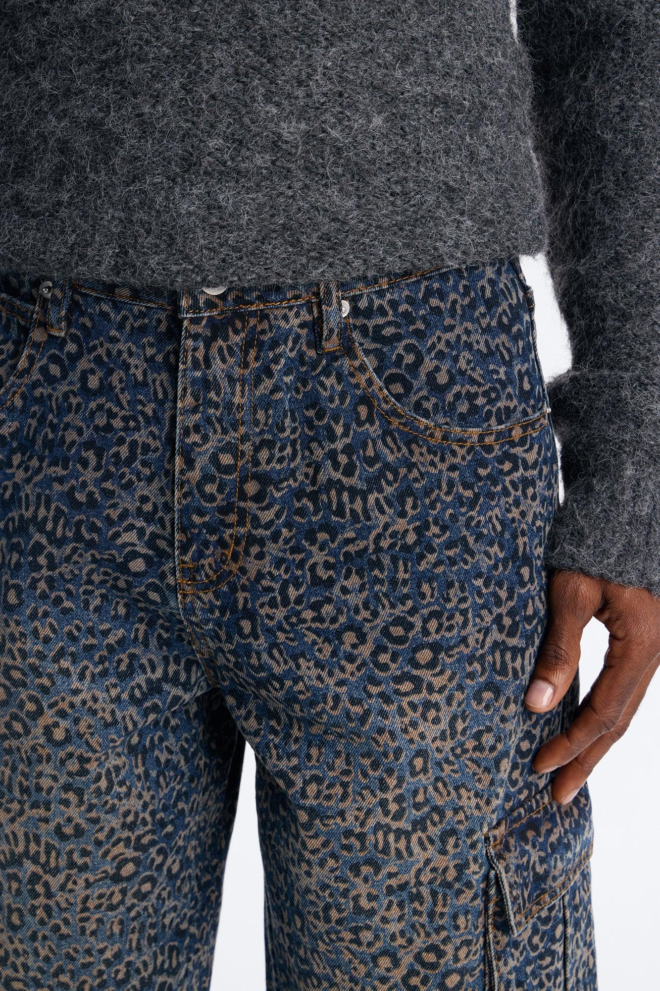 Snow Leopard Dusk Baggy Cargo Denim Short - Dark Wash Male Product Image