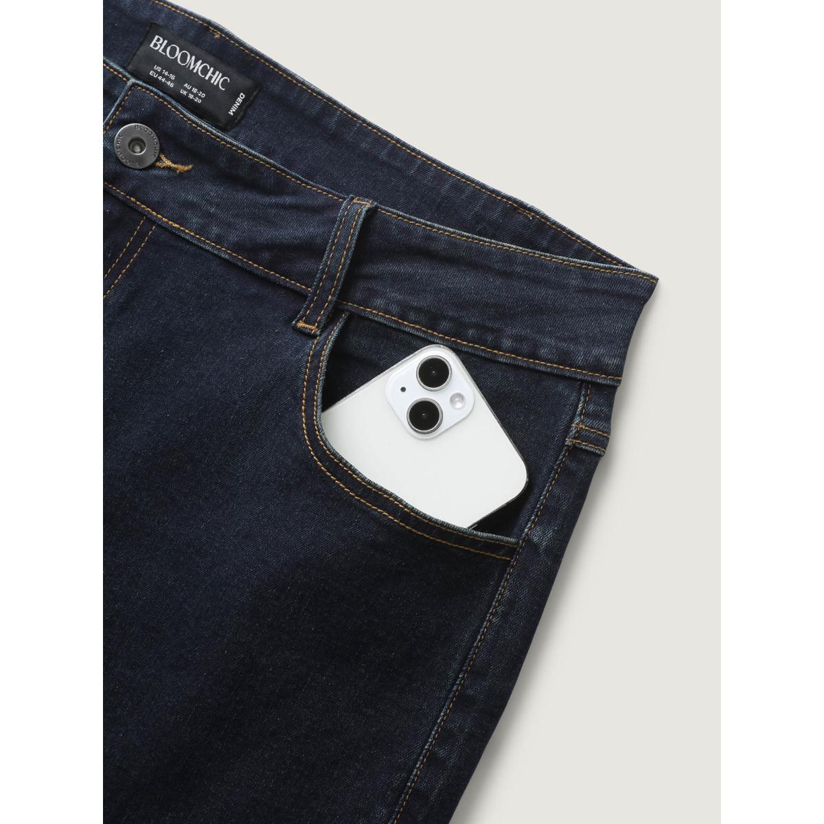 Plus Size Stretch Cuffed Hem Butt-Lifting Straight-Leg Jeans Women Denimindigo Leisure High stretch Slanted pocket Jeans BloomChic 18/2X Product Image