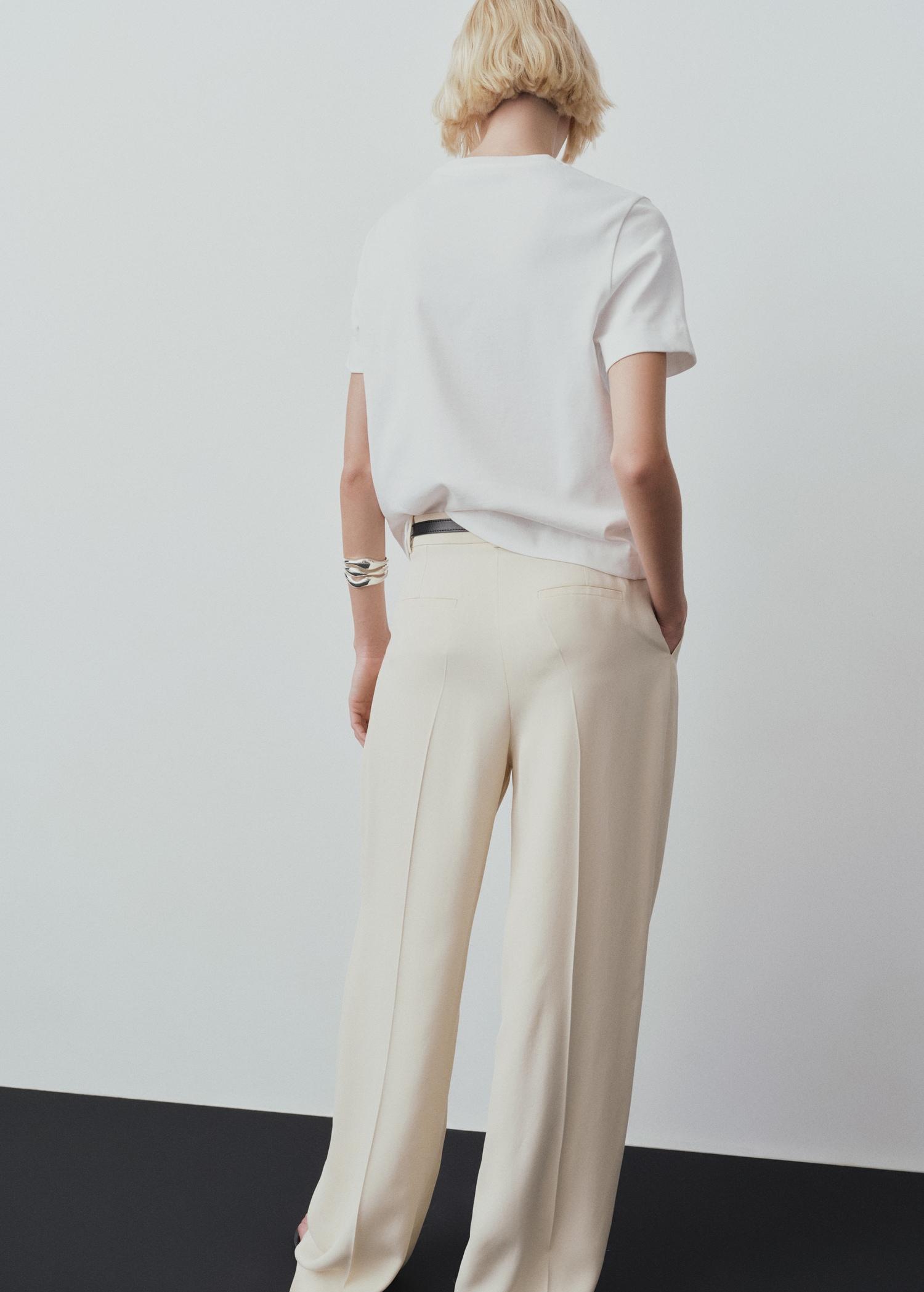 Short-sleeved cotton t-shirt - Women | MANGO USA Product Image