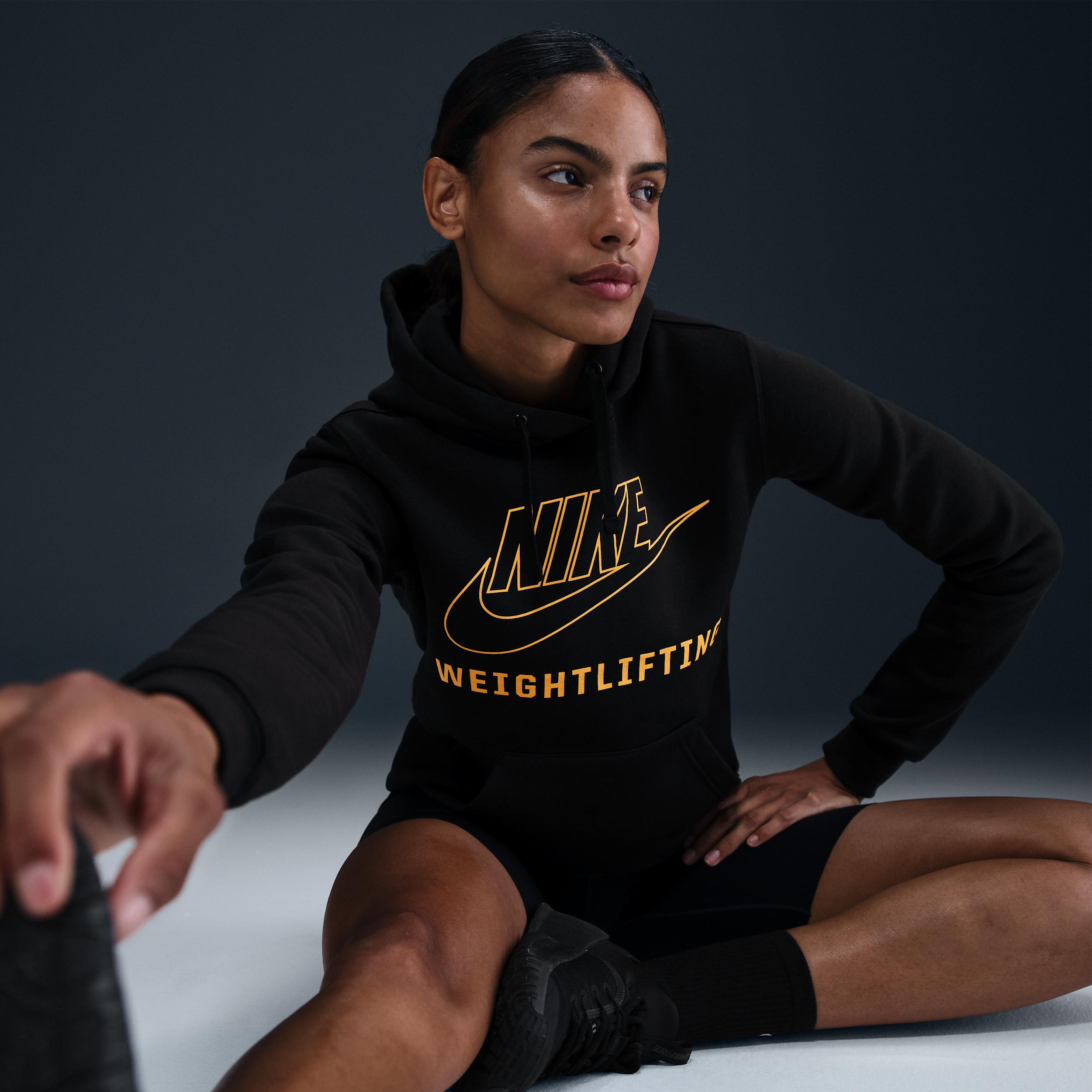 Nike Women's Weightlifting Pullover Hoodie Product Image