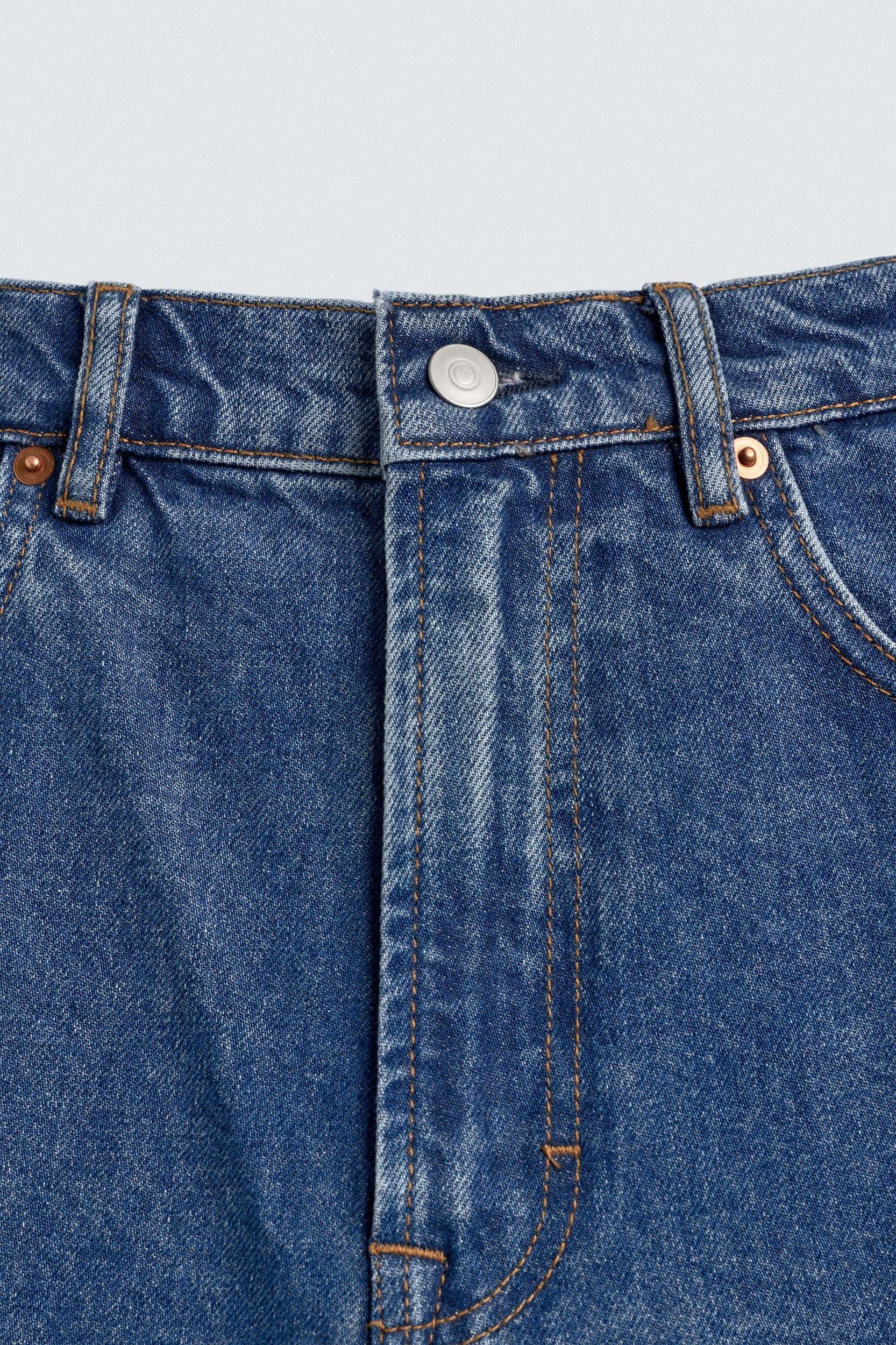 STRAIGHT ANKLE FIT JEANS Product Image