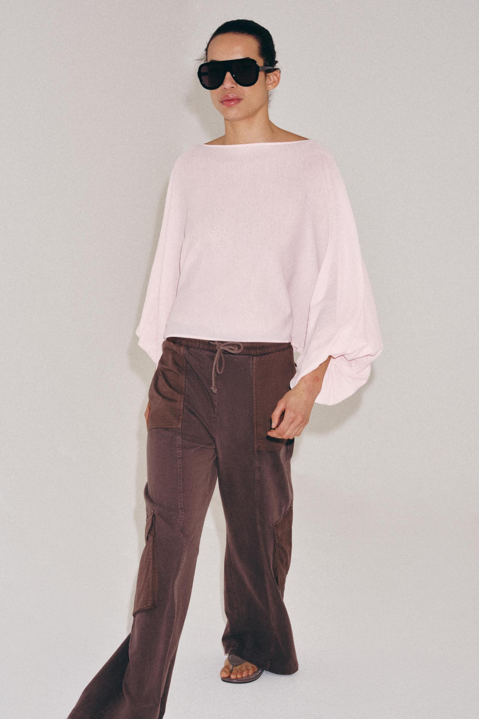 KNIT TOP WITH VOLUME SLEEVES Product Image