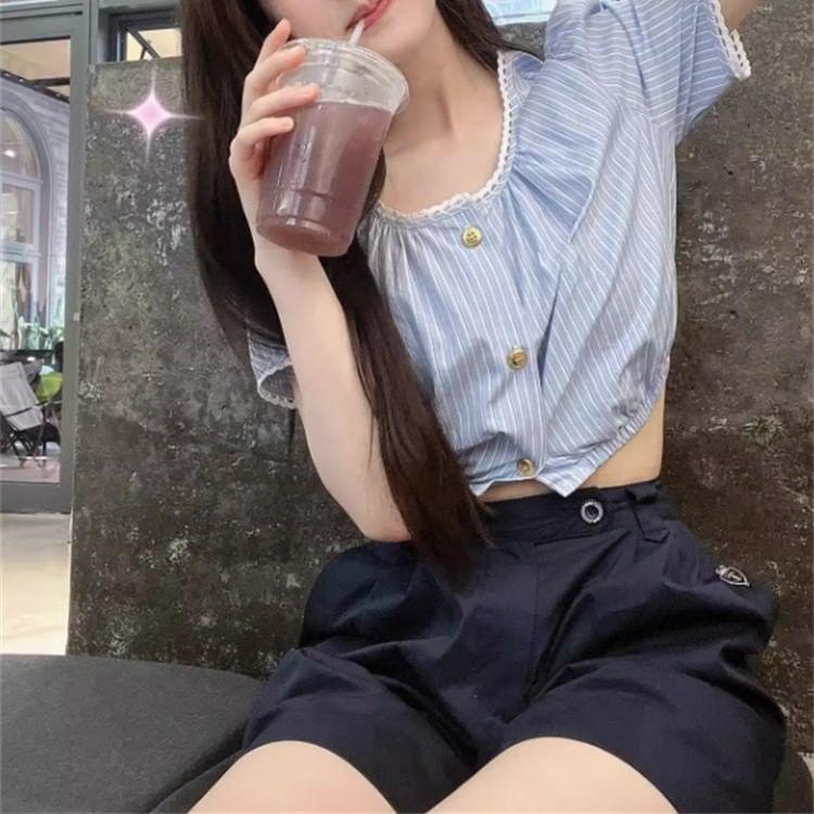 Short Sleeve Crew Neck Striped Crop Blouse / High Waist Plain Shorts Product Image