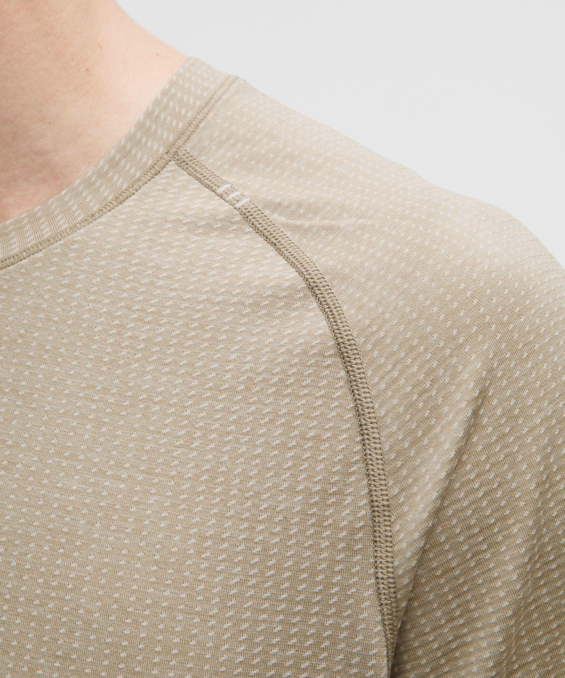 Metal Vent Tech Short-Sleeve Shirt Product Image