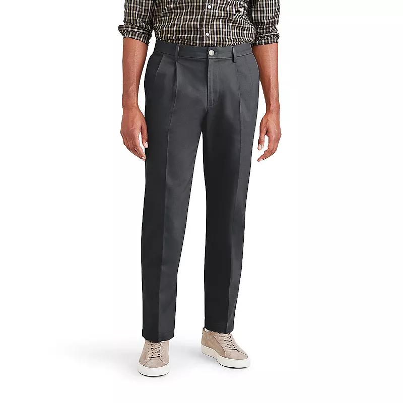 Men's Dockers Signature Iron Free Stain Defender Classic-Fit Khaki Pleated Pants,  Product Image