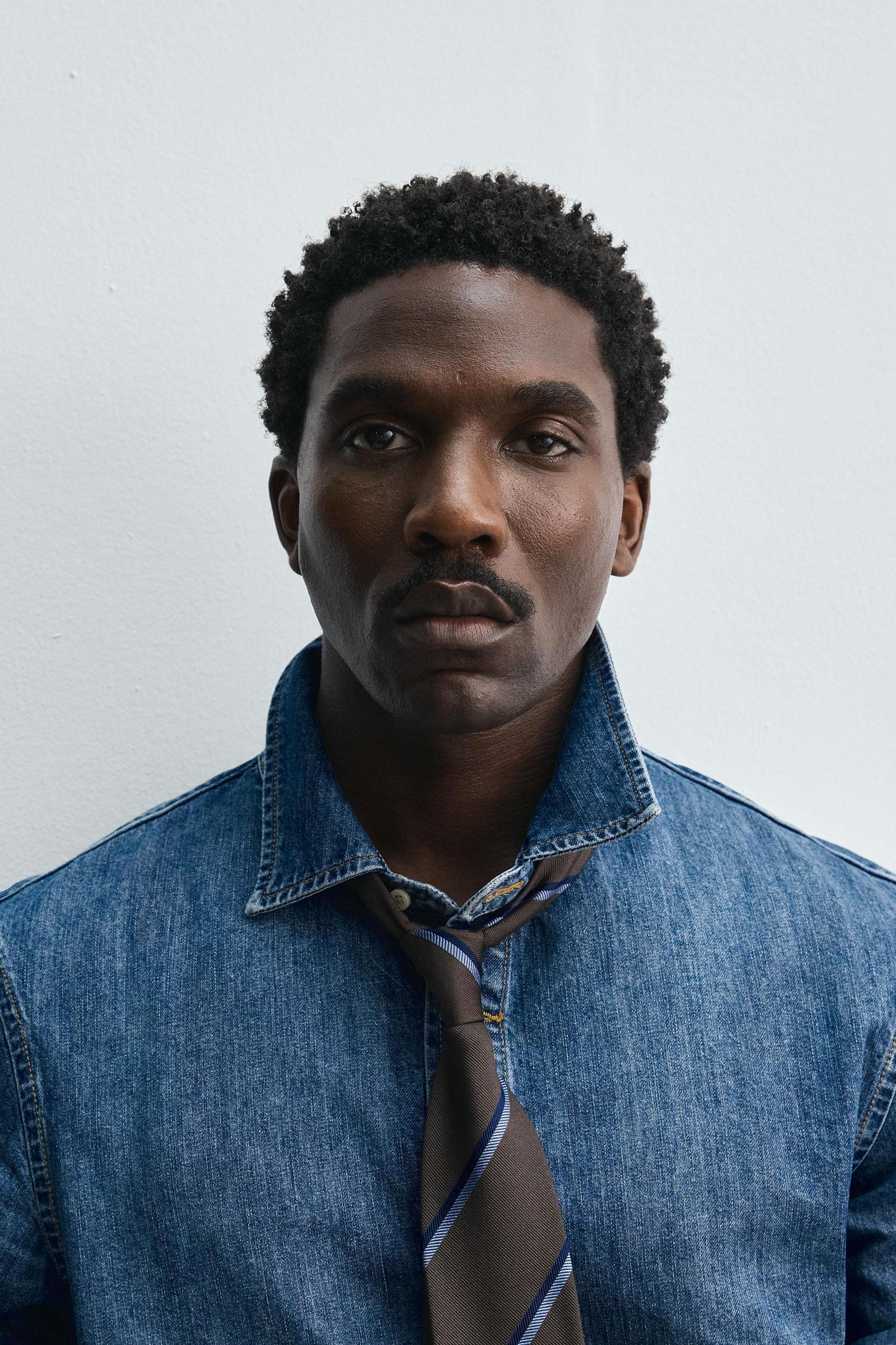 100% SILK STRIPED TIE Product Image