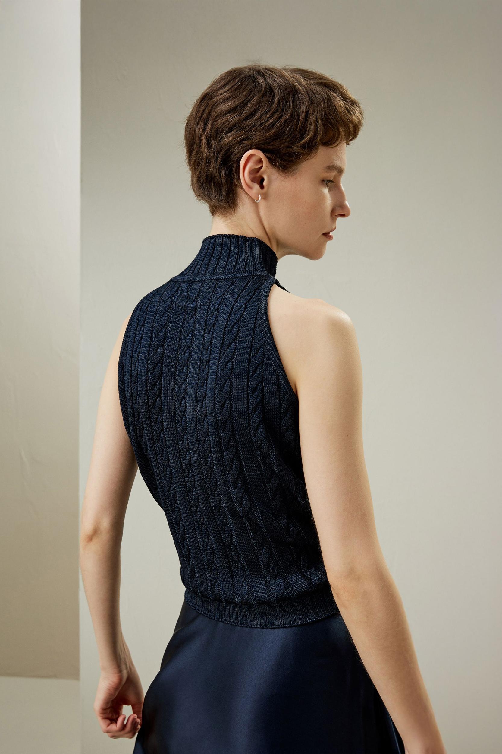 Wild Silk Sleeveless Sweater Product Image