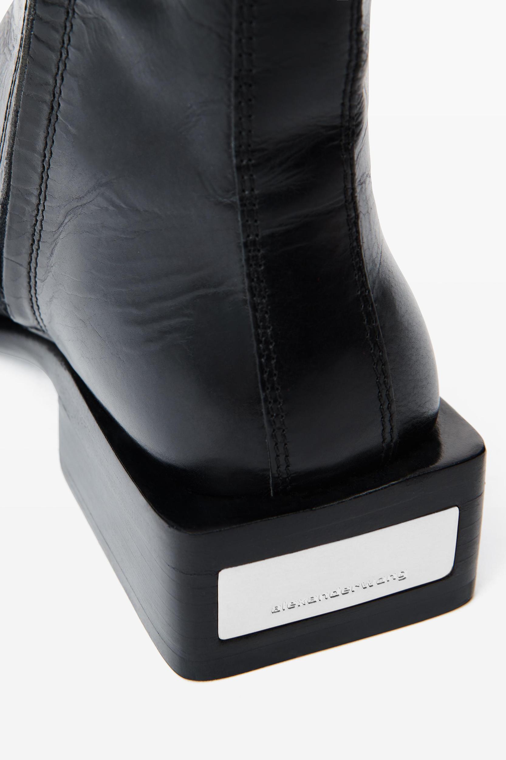 Throttle Ankle Boot In Calf Leather Product Image