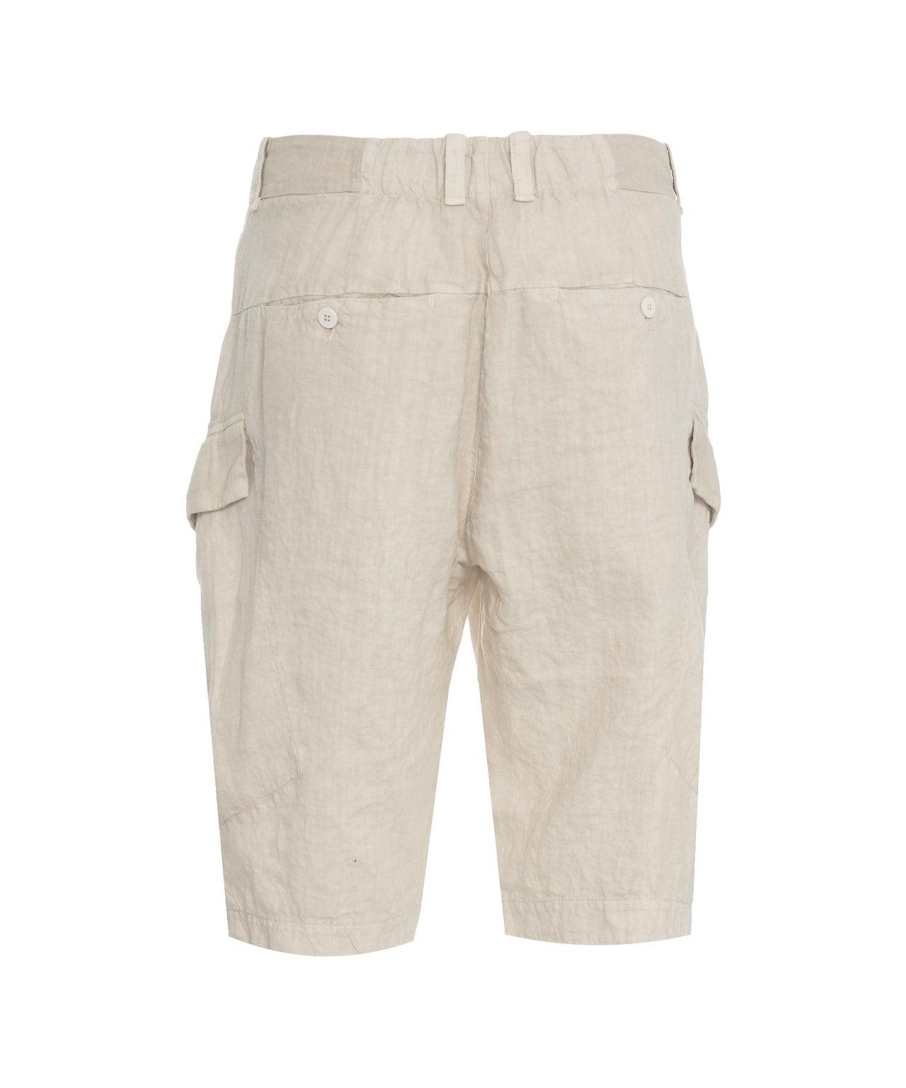 Cargo shorts in linen Product Image